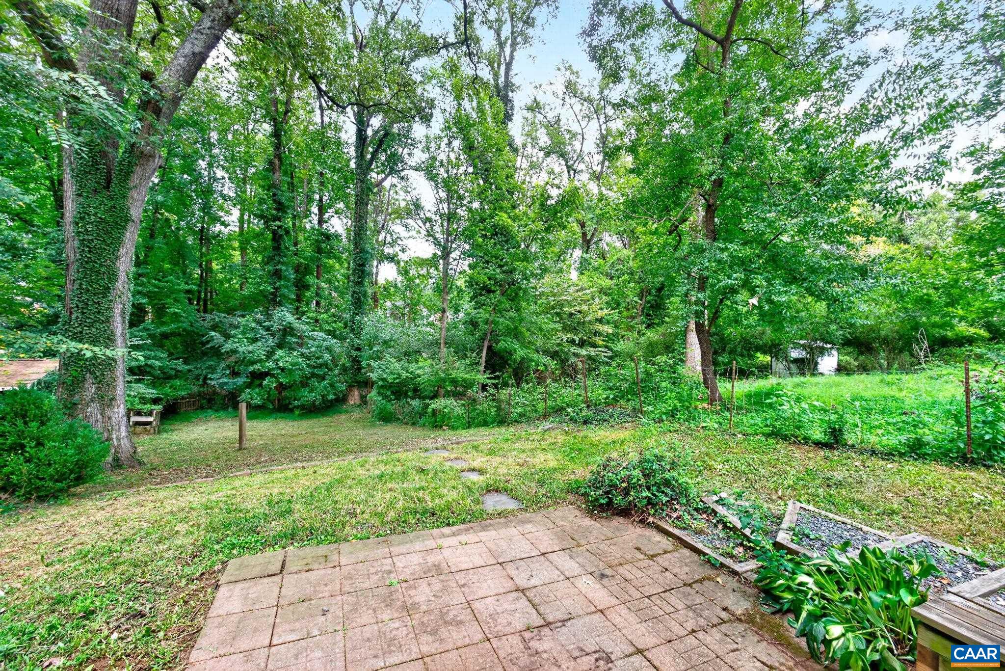 19 MOBILE LN, CHARLOTTESVILLE, Virginia 22903, 3 Bedrooms Bedrooms, ,1 BathroomBathrooms,Residential,19 MOBILE LN,681081 MLS # 681081