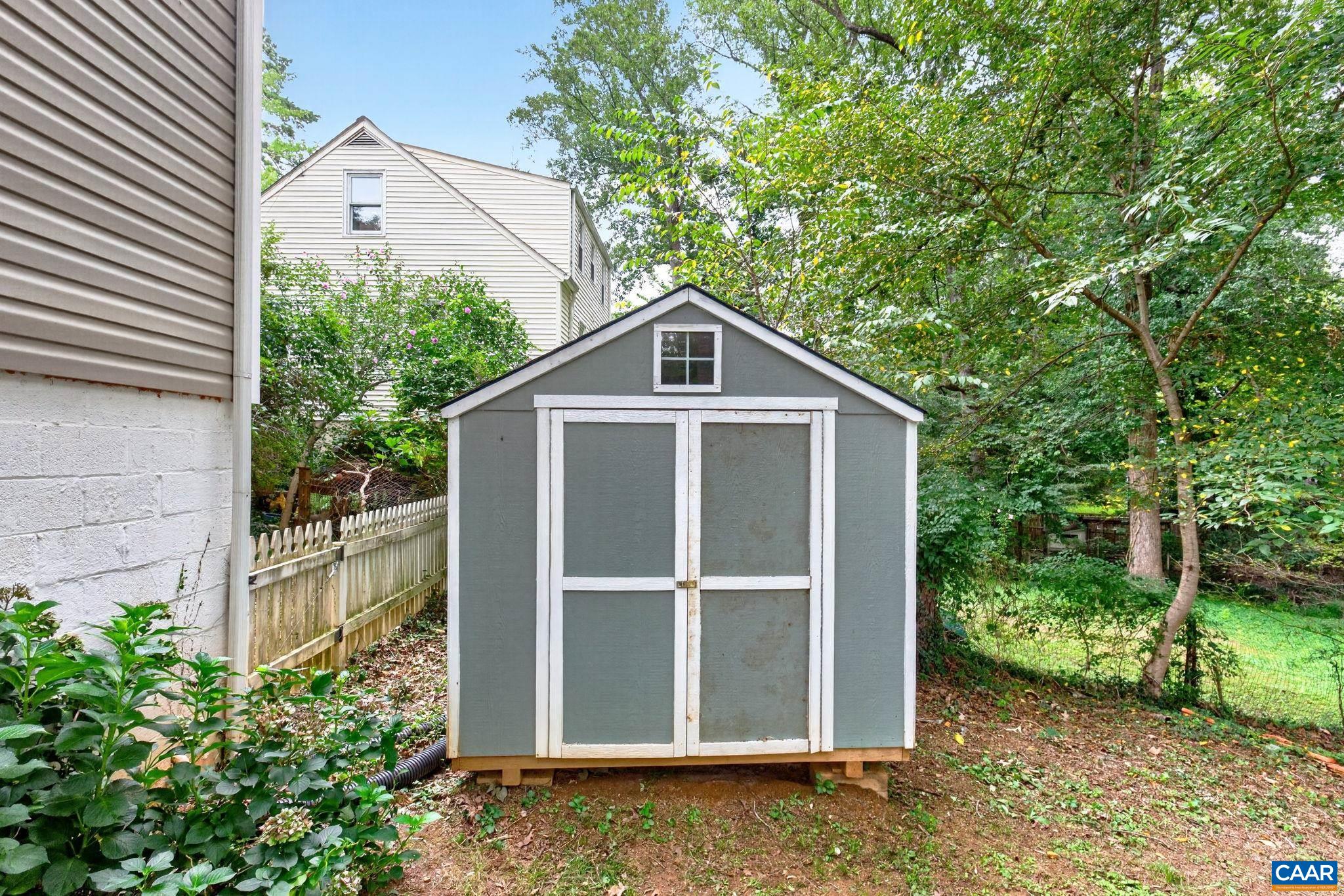 19 MOBILE LN, CHARLOTTESVILLE, Virginia 22903, 3 Bedrooms Bedrooms, ,1 BathroomBathrooms,Residential,19 MOBILE LN,681081 MLS # 681081