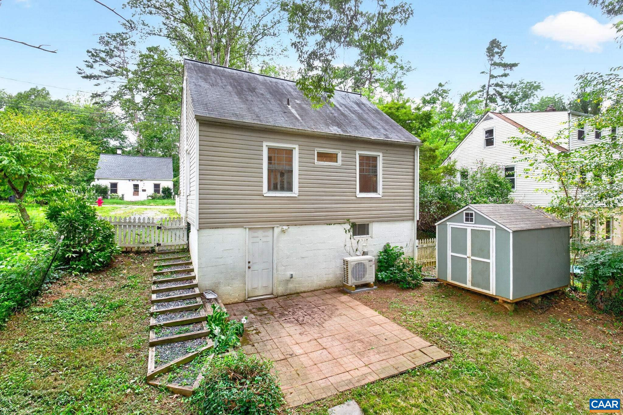 19 MOBILE LN, CHARLOTTESVILLE, Virginia 22903, 3 Bedrooms Bedrooms, ,1 BathroomBathrooms,Residential,19 MOBILE LN,681081 MLS # 681081