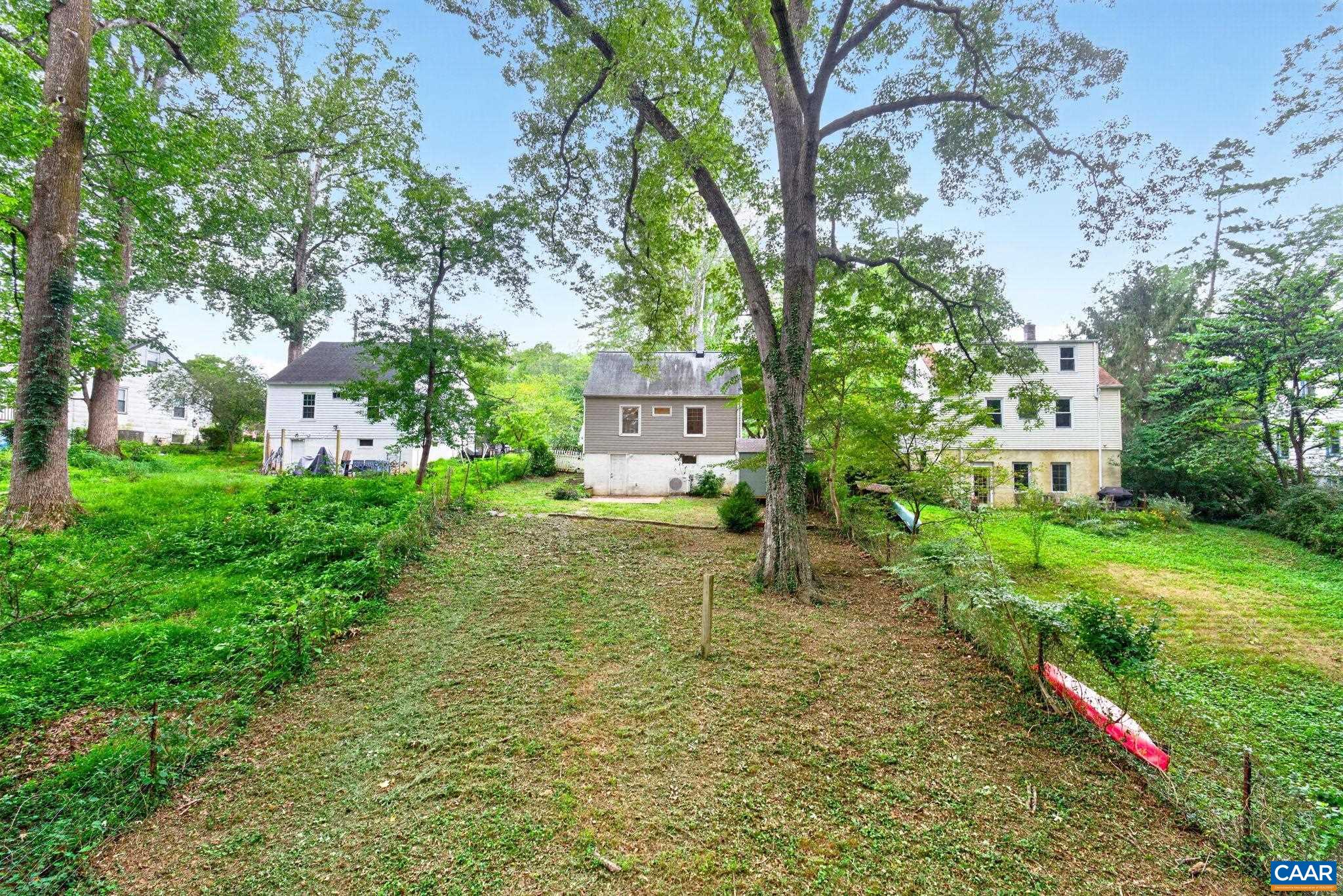 19 MOBILE LN, CHARLOTTESVILLE, Virginia 22903, 3 Bedrooms Bedrooms, ,1 BathroomBathrooms,Residential,19 MOBILE LN,681081 MLS # 681081