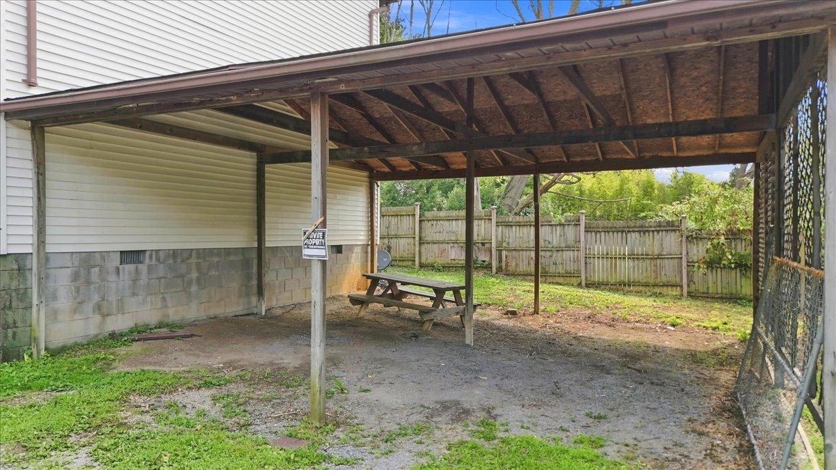 841 SOUTH MAIN ST, WOODSTOCK, Virginia 22664, ,Residential,841 SOUTH MAIN ST,681111 MLS # 681111 841 SOUTH MAIN ST, WOODSTOCK, Virginia 22664, ,Residential,841 SOUTH MAIN ST,681111 MLS # 681111