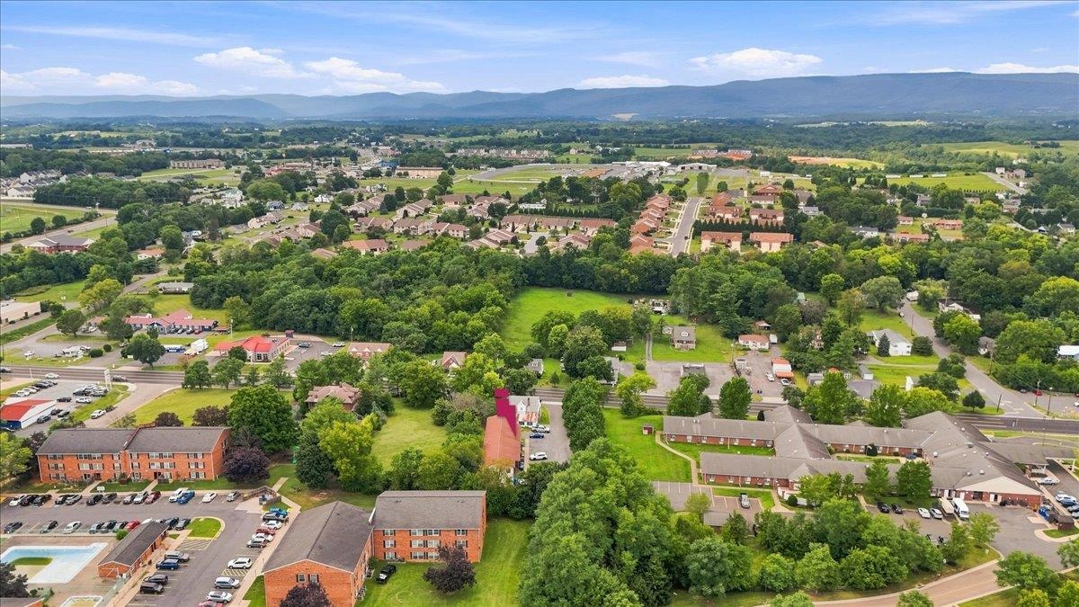 841 SOUTH MAIN ST, WOODSTOCK, Virginia 22664, ,Residential,841 SOUTH MAIN ST,681111 MLS # 681111 841 SOUTH MAIN ST, WOODSTOCK, Virginia 22664, ,Residential,841 SOUTH MAIN ST,681111 MLS # 681111