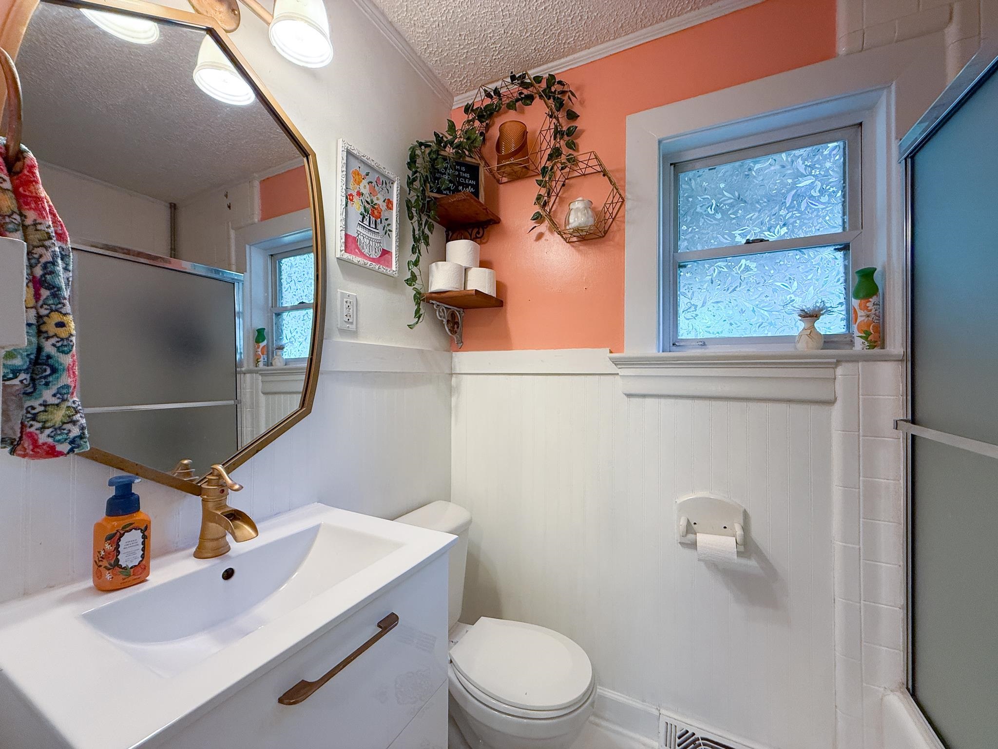 1133 LINDSAY ST, LYNCHBURG, Virginia 24502, 4 Bedrooms Bedrooms, ,1 BathroomBathrooms,Residential,1133 LINDSAY ST,677464 MLS # 677464 1133 LINDSAY ST, LYNCHBURG, Virginia 24502, 4 Bedrooms Bedrooms, ,1 BathroomBathrooms,Residential,1133 LINDSAY ST,677464 MLS # 677464