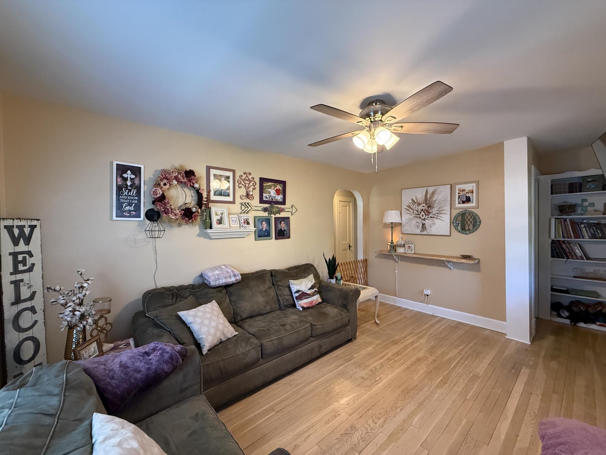 1133 LINDSAY ST, LYNCHBURG, Virginia 24502, 4 Bedrooms Bedrooms, ,1 BathroomBathrooms,Residential,1133 LINDSAY ST,677464 MLS # 677464 1133 LINDSAY ST, LYNCHBURG, Virginia 24502, 4 Bedrooms Bedrooms, ,1 BathroomBathrooms,Residential,1133 LINDSAY ST,677464 MLS # 677464