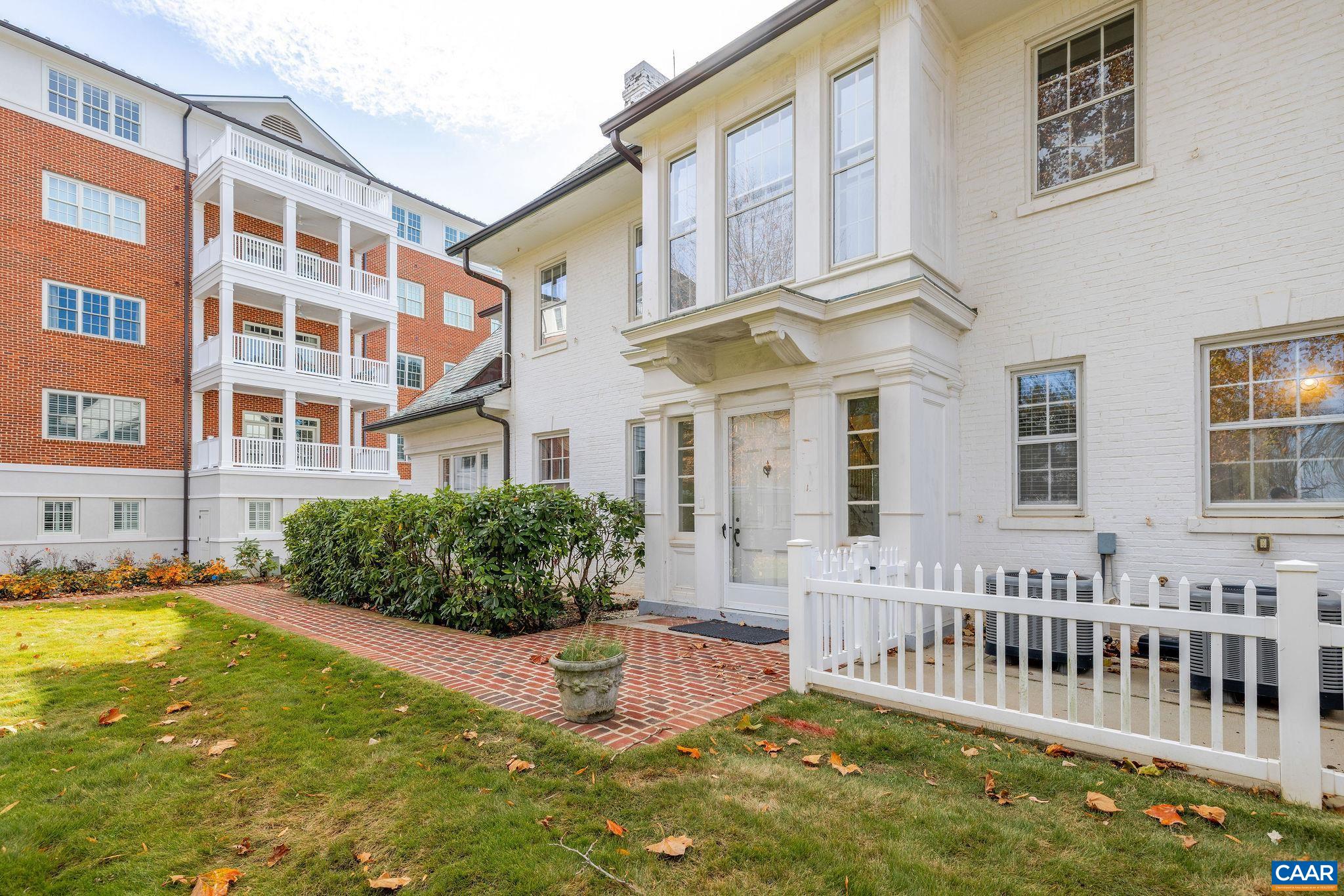 410 WHITE GABLES LN, CHARLOTTESVILLE, Virginia 22903, 5 Bedrooms Bedrooms, ,2 BathroomsBathrooms,Residential,White Gables Manor House,410 WHITE GABLES LN,677568 MLS # 677568 410 WHITE GABLES LN, CHARLOTTESVILLE, Virginia 22903, 5 Bedrooms Bedrooms, ,2 BathroomsBathrooms,Residential,White Gables Manor House,410 WHITE GABLES LN,677568 MLS # 677568
