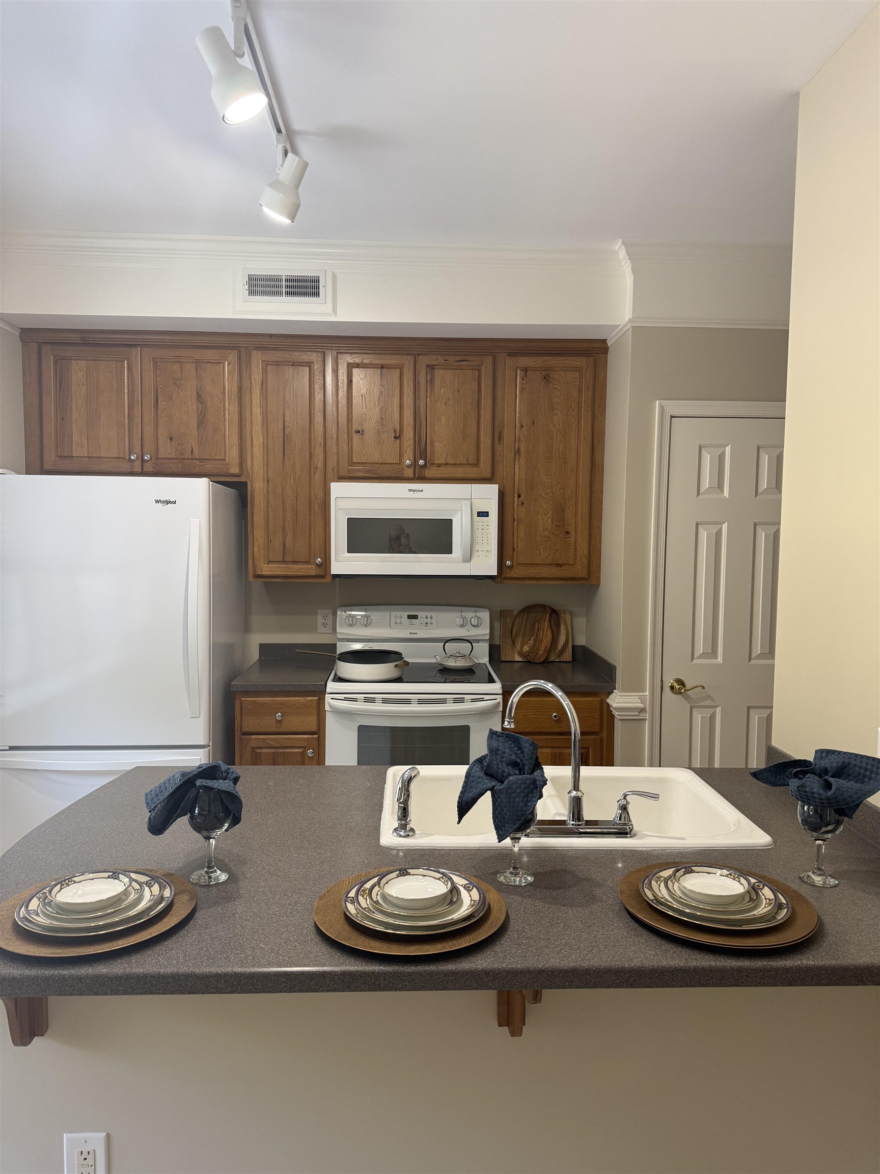 1410 N COALTER ST, STAUNTON, Virginia 24401, 2 Bedrooms Bedrooms, ,2 BathroomsBathrooms,Residential,1410 N COALTER ST,679127 MLS # 679127 1410 N COALTER ST, STAUNTON, Virginia 24401, 2 Bedrooms Bedrooms, ,2 BathroomsBathrooms,Residential,1410 N COALTER ST,679127 MLS # 679127