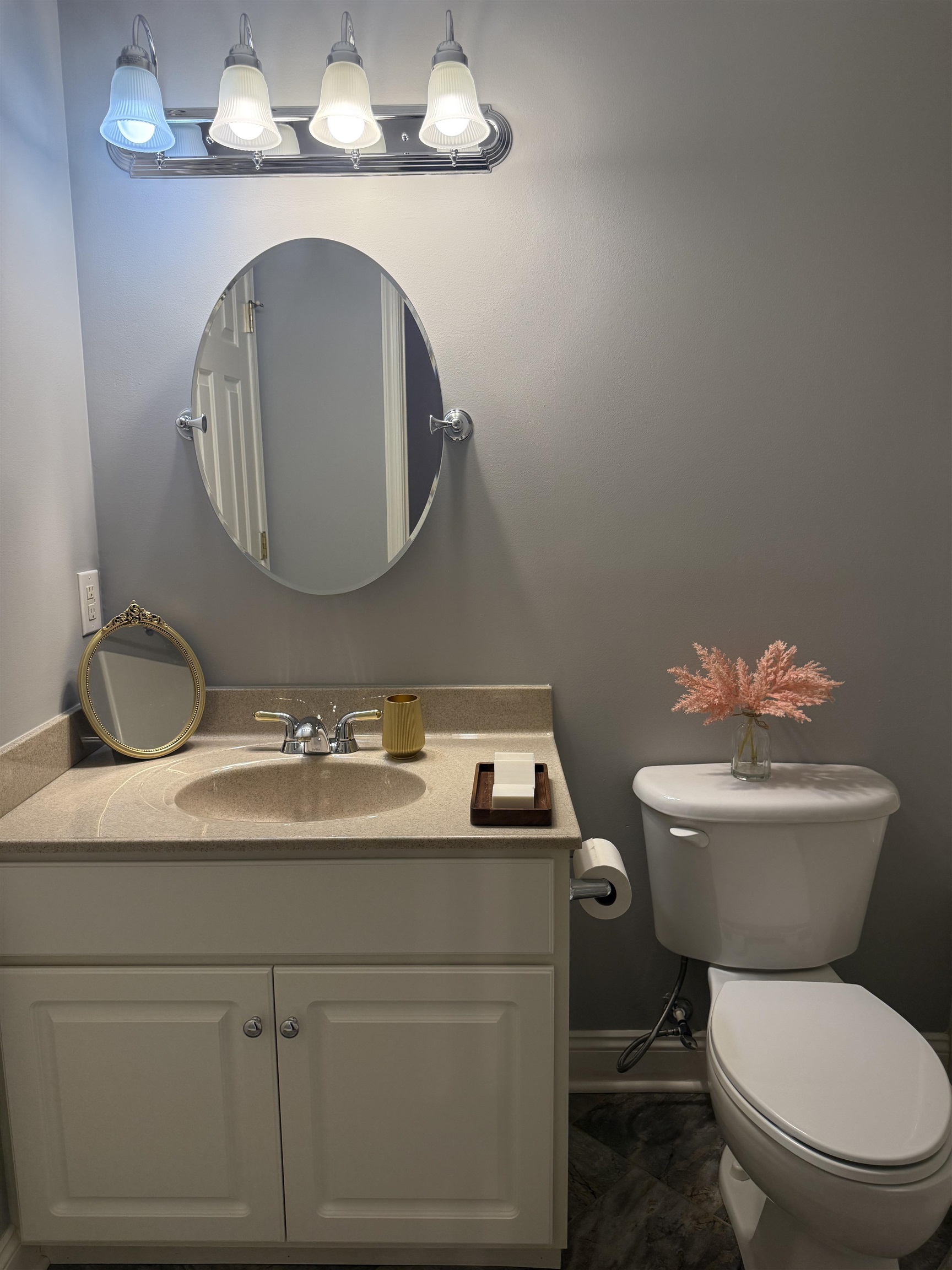 1410 N COALTER ST, STAUNTON, Virginia 24401, 2 Bedrooms Bedrooms, ,2 BathroomsBathrooms,Residential,1410 N COALTER ST,679127 MLS # 679127 1410 N COALTER ST, STAUNTON, Virginia 24401, 2 Bedrooms Bedrooms, ,2 BathroomsBathrooms,Residential,1410 N COALTER ST,679127 MLS # 679127
