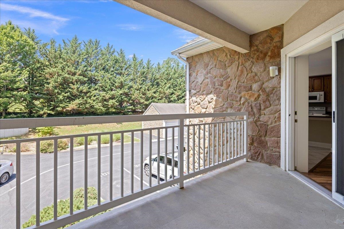 1410 N COALTER ST, STAUNTON, Virginia 24401, 2 Bedrooms Bedrooms, ,2 BathroomsBathrooms,Residential,1410 N COALTER ST,679127 MLS # 679127 1410 N COALTER ST, STAUNTON, Virginia 24401, 2 Bedrooms Bedrooms, ,2 BathroomsBathrooms,Residential,1410 N COALTER ST,679127 MLS # 679127