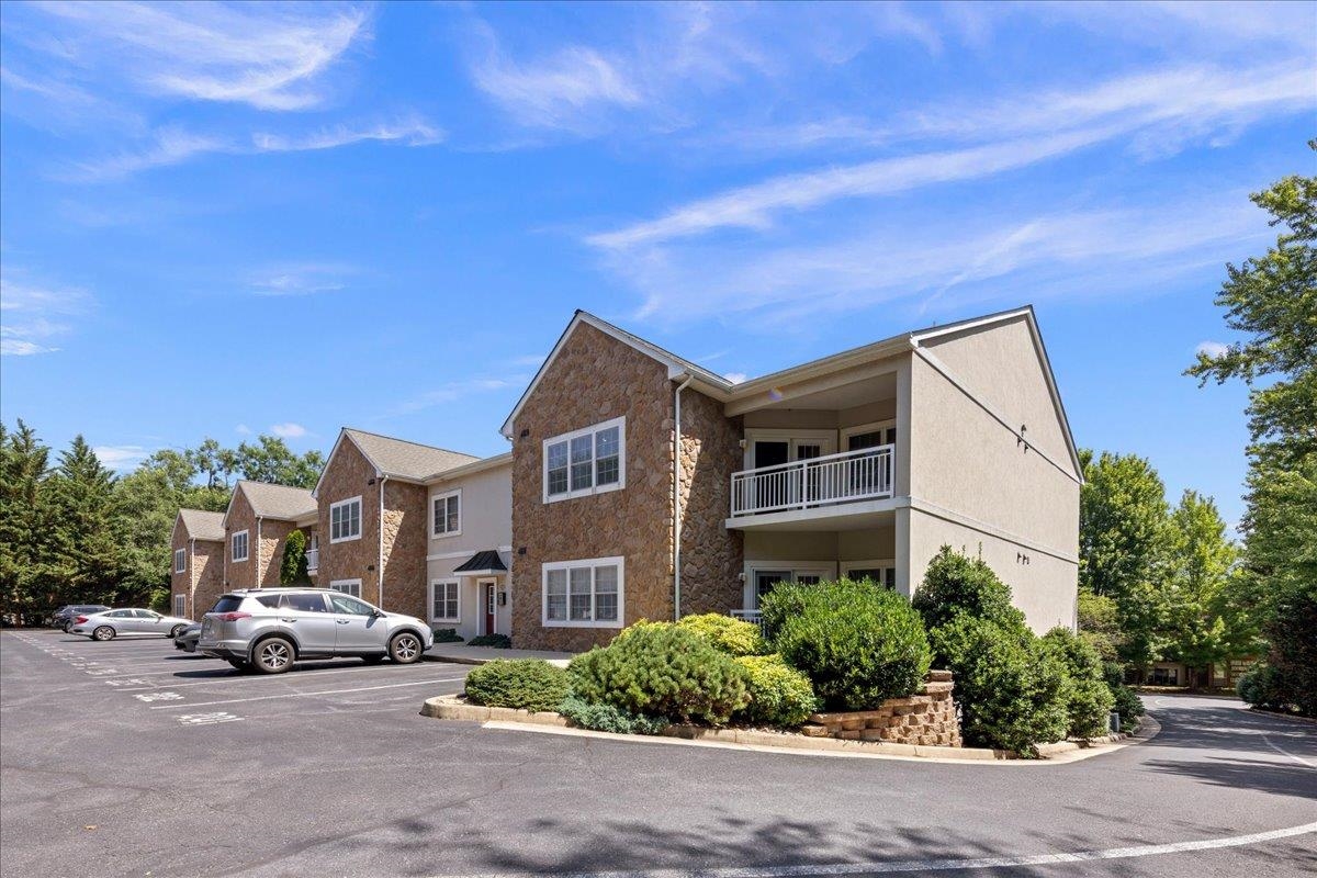 1410 N COALTER ST, STAUNTON, Virginia 24401, 2 Bedrooms Bedrooms, ,2 BathroomsBathrooms,Residential,1410 N COALTER ST,679127 MLS # 679127 1410 N COALTER ST, STAUNTON, Virginia 24401, 2 Bedrooms Bedrooms, ,2 BathroomsBathrooms,Residential,1410 N COALTER ST,679127 MLS # 679127