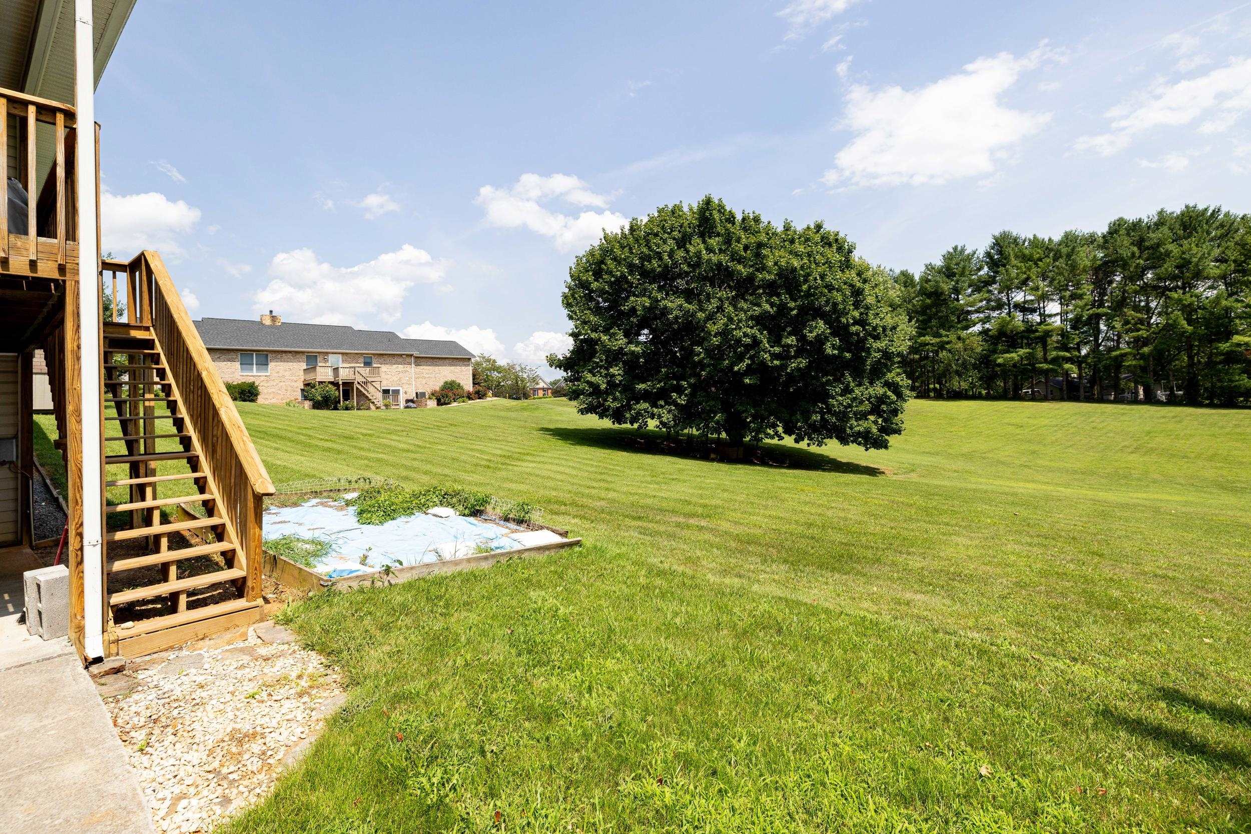 1655 BRIARCREST DR, ROCKINGHAM, Virginia 22801, 5 Bedrooms Bedrooms, ,3 BathroomsBathrooms,Residential,1655 BRIARCREST DR,679884 MLS # 679884 1655 BRIARCREST DR, ROCKINGHAM, Virginia 22801, 5 Bedrooms Bedrooms, ,3 BathroomsBathrooms,Residential,1655 BRIARCREST DR,679884 MLS # 679884
