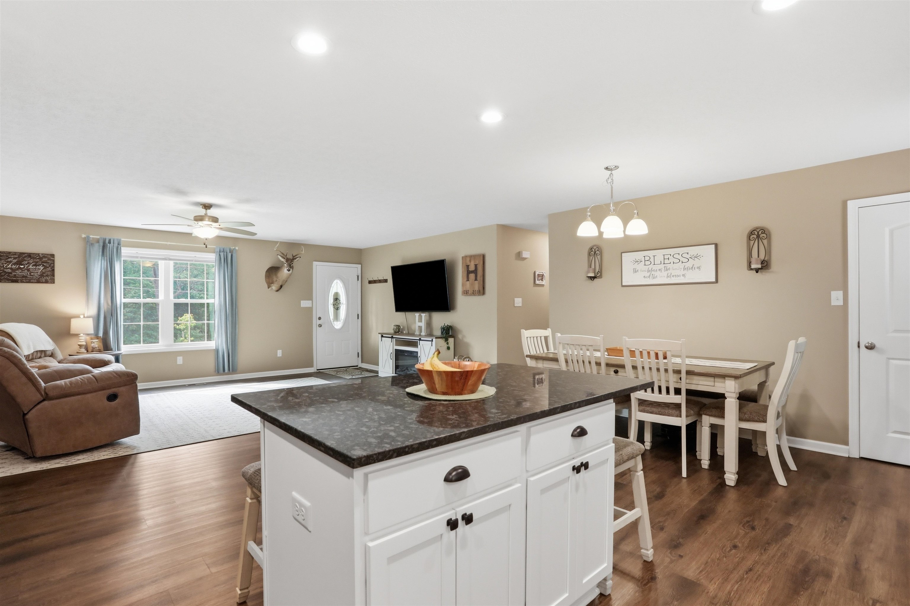 4111 MORELAND GAP RD, NEW MARKET, Virginia 22844, 3 Bedrooms Bedrooms, ,2 BathroomsBathrooms,Residential,4111 MORELAND GAP RD,681092 MLS # 681092 4111 MORELAND GAP RD, NEW MARKET, Virginia 22844, 3 Bedrooms Bedrooms, ,2 BathroomsBathrooms,Residential,4111 MORELAND GAP RD,681092 MLS # 681092