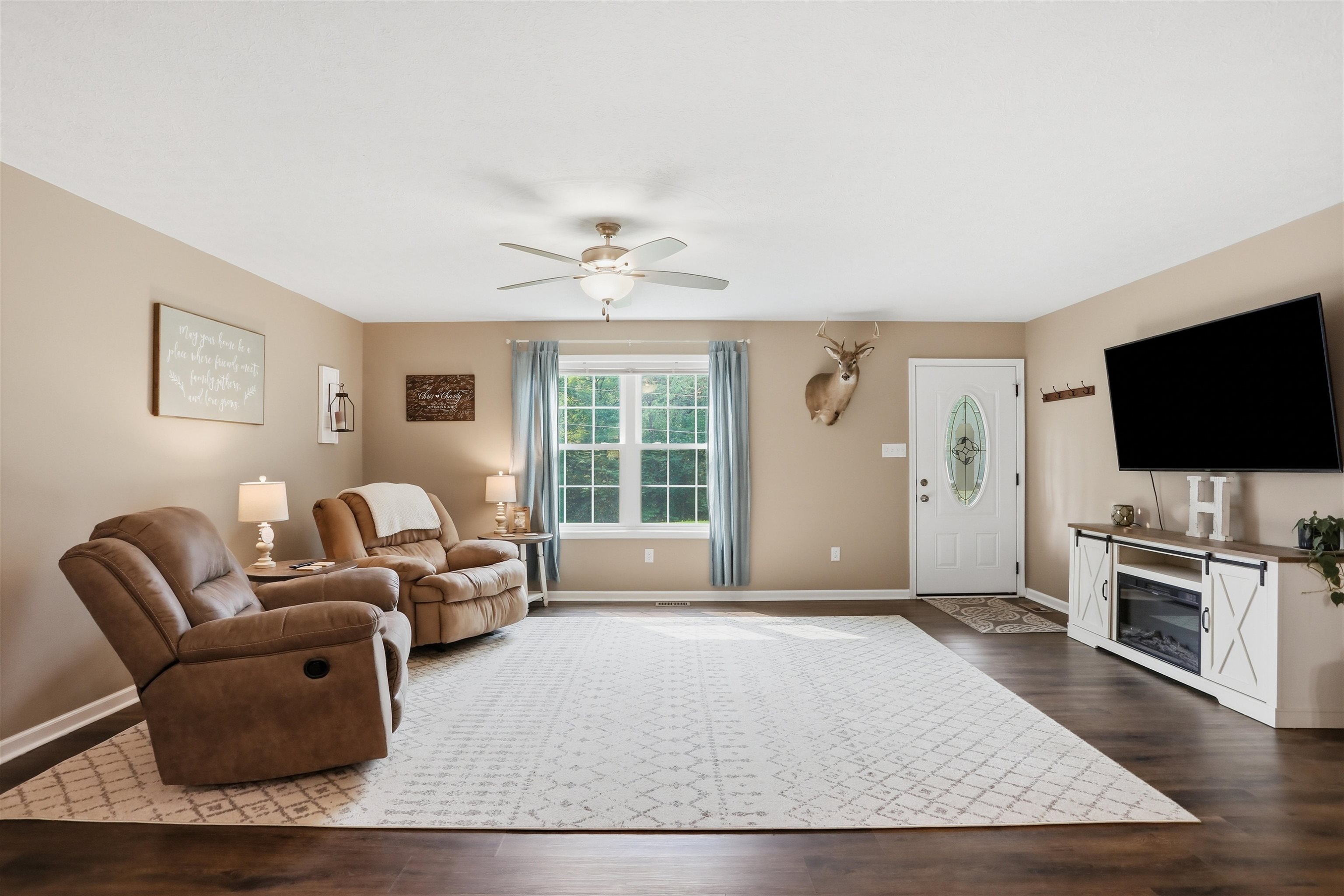 4111 MORELAND GAP RD, NEW MARKET, Virginia 22844, 3 Bedrooms Bedrooms, ,2 BathroomsBathrooms,Residential,4111 MORELAND GAP RD,681092 MLS # 681092 4111 MORELAND GAP RD, NEW MARKET, Virginia 22844, 3 Bedrooms Bedrooms, ,2 BathroomsBathrooms,Residential,4111 MORELAND GAP RD,681092 MLS # 681092