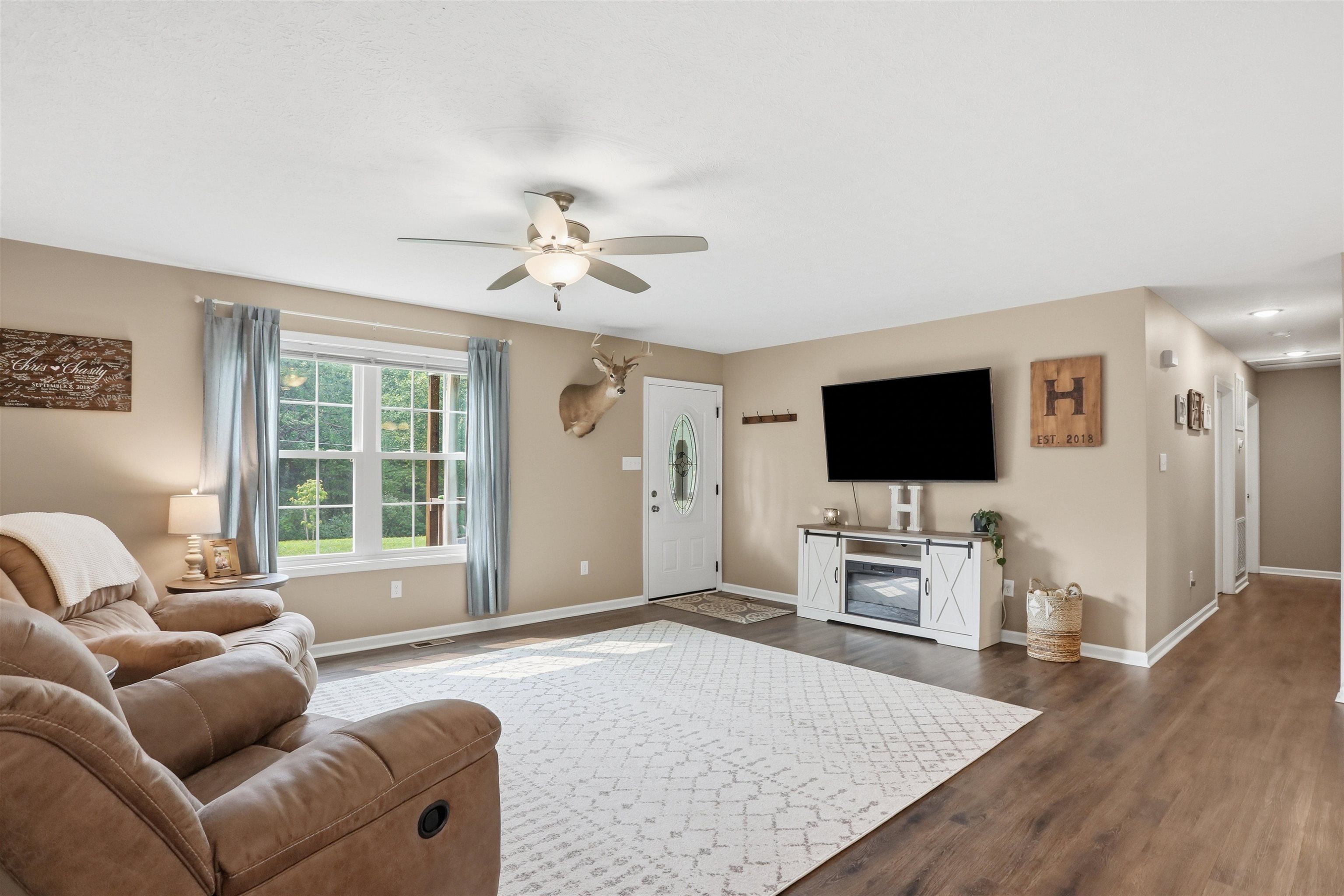 4111 MORELAND GAP RD, NEW MARKET, Virginia 22844, 3 Bedrooms Bedrooms, ,2 BathroomsBathrooms,Residential,4111 MORELAND GAP RD,681092 MLS # 681092 4111 MORELAND GAP RD, NEW MARKET, Virginia 22844, 3 Bedrooms Bedrooms, ,2 BathroomsBathrooms,Residential,4111 MORELAND GAP RD,681092 MLS # 681092