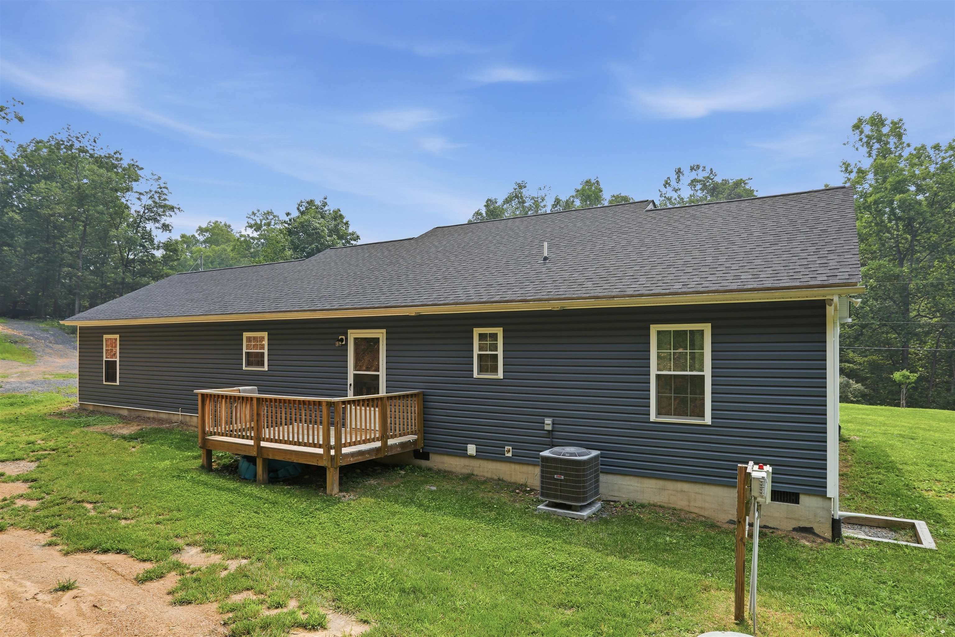4111 MORELAND GAP RD, NEW MARKET, Virginia 22844, 3 Bedrooms Bedrooms, ,2 BathroomsBathrooms,Residential,4111 MORELAND GAP RD,681092 MLS # 681092 4111 MORELAND GAP RD, NEW MARKET, Virginia 22844, 3 Bedrooms Bedrooms, ,2 BathroomsBathrooms,Residential,4111 MORELAND GAP RD,681092 MLS # 681092