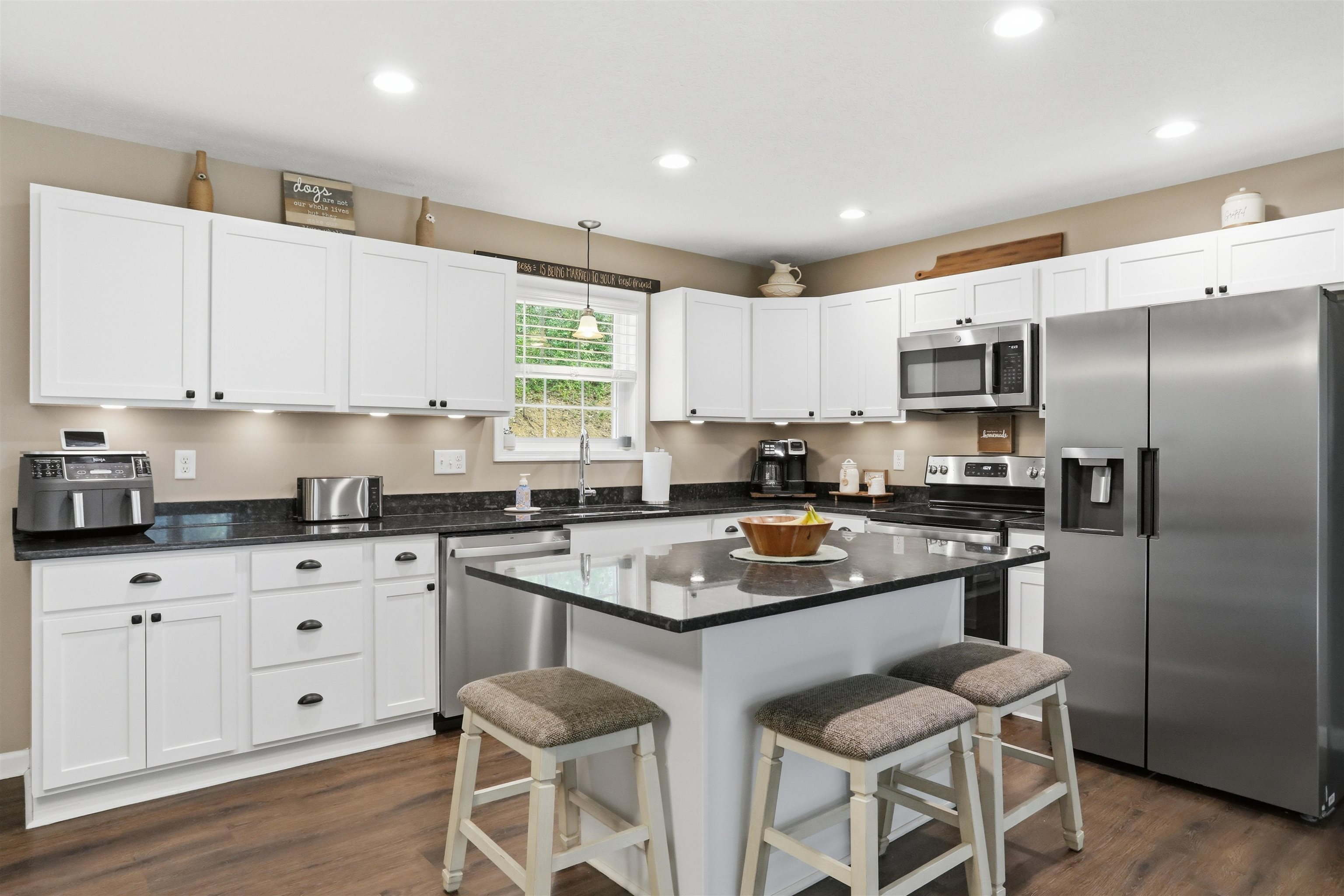 4111 MORELAND GAP RD, NEW MARKET, Virginia 22844, 3 Bedrooms Bedrooms, ,2 BathroomsBathrooms,Residential,4111 MORELAND GAP RD,681092 MLS # 681092 4111 MORELAND GAP RD, NEW MARKET, Virginia 22844, 3 Bedrooms Bedrooms, ,2 BathroomsBathrooms,Residential,4111 MORELAND GAP RD,681092 MLS # 681092