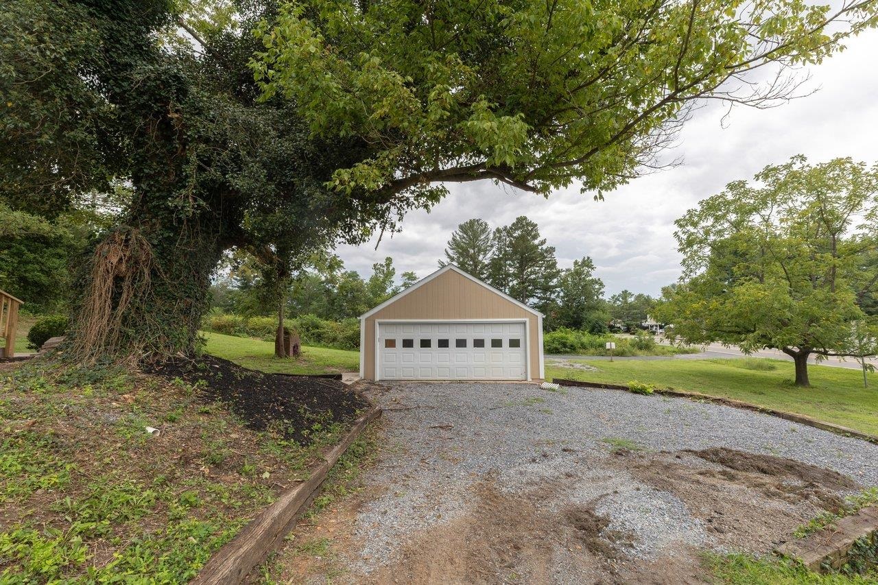 91 GRACE ST, GROTTOES, Virginia 24441, 3 Bedrooms Bedrooms, ,2 BathroomsBathrooms,Residential,91 GRACE ST,681103 MLS # 681103
