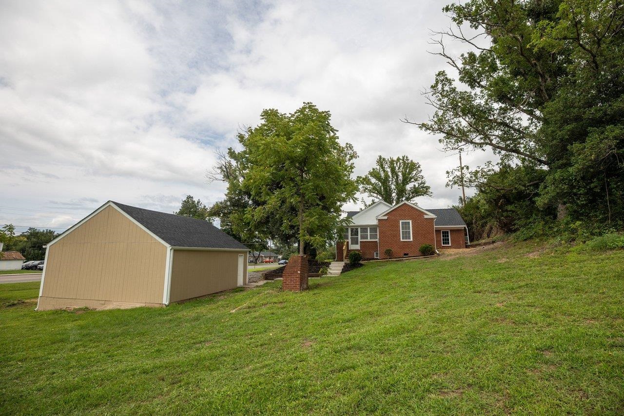 91 GRACE ST, GROTTOES, Virginia 24441, 3 Bedrooms Bedrooms, ,2 BathroomsBathrooms,Residential,91 GRACE ST,681103 MLS # 681103
