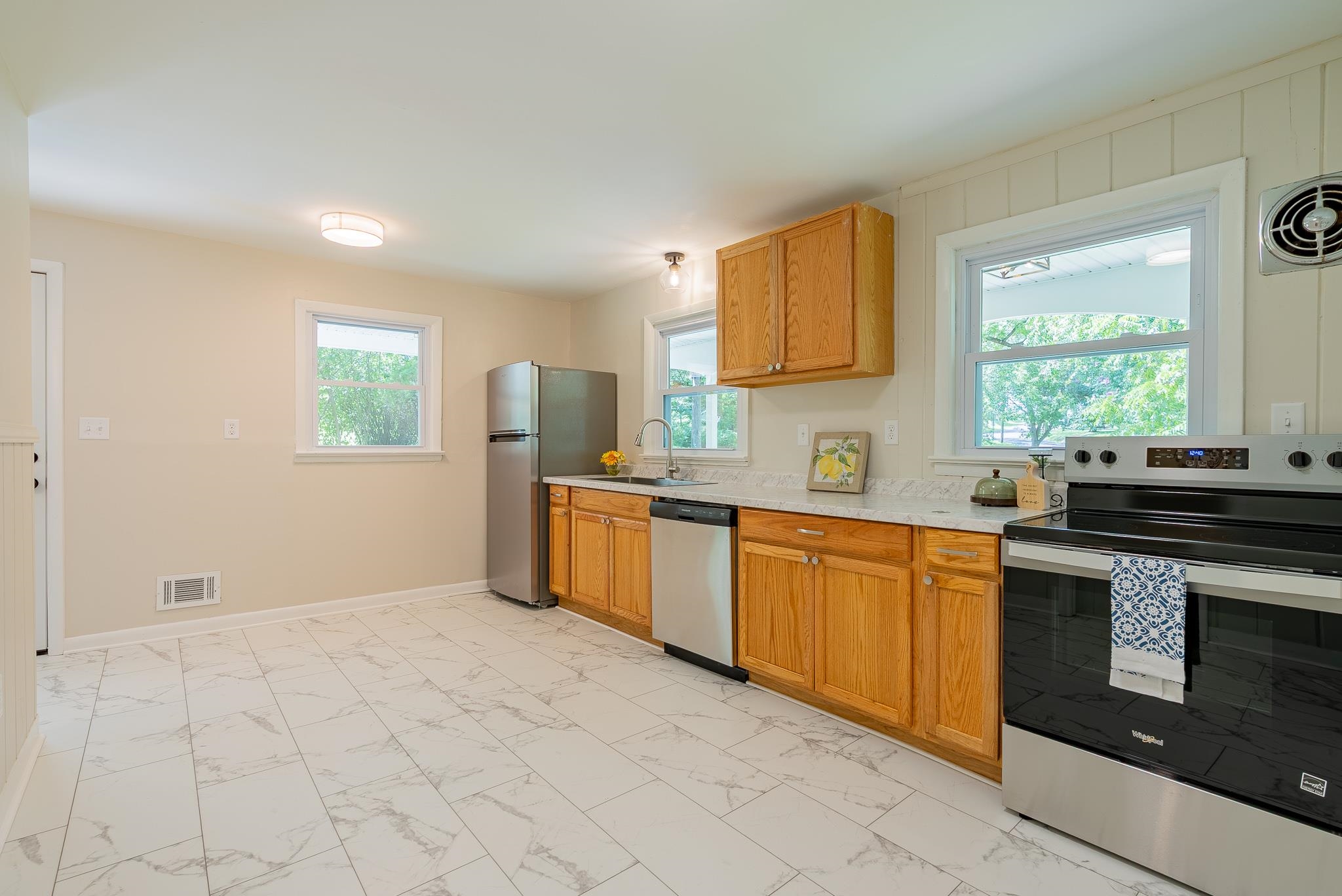 546 LUPTON RD, WOODSTOCK, Virginia 22664, 2 Bedrooms Bedrooms, ,1 BathroomBathrooms,Residential,546 LUPTON RD,681105 MLS # 681105 546 LUPTON RD, WOODSTOCK, Virginia 22664, 2 Bedrooms Bedrooms, ,1 BathroomBathrooms,Residential,546 LUPTON RD,681105 MLS # 681105