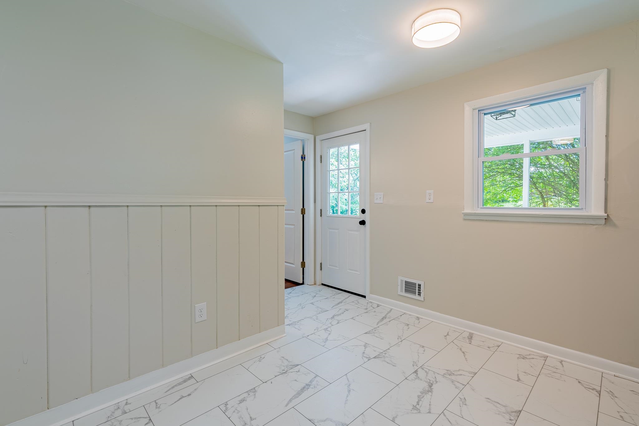 546 LUPTON RD, WOODSTOCK, Virginia 22664, 2 Bedrooms Bedrooms, ,1 BathroomBathrooms,Residential,546 LUPTON RD,681105 MLS # 681105 546 LUPTON RD, WOODSTOCK, Virginia 22664, 2 Bedrooms Bedrooms, ,1 BathroomBathrooms,Residential,546 LUPTON RD,681105 MLS # 681105