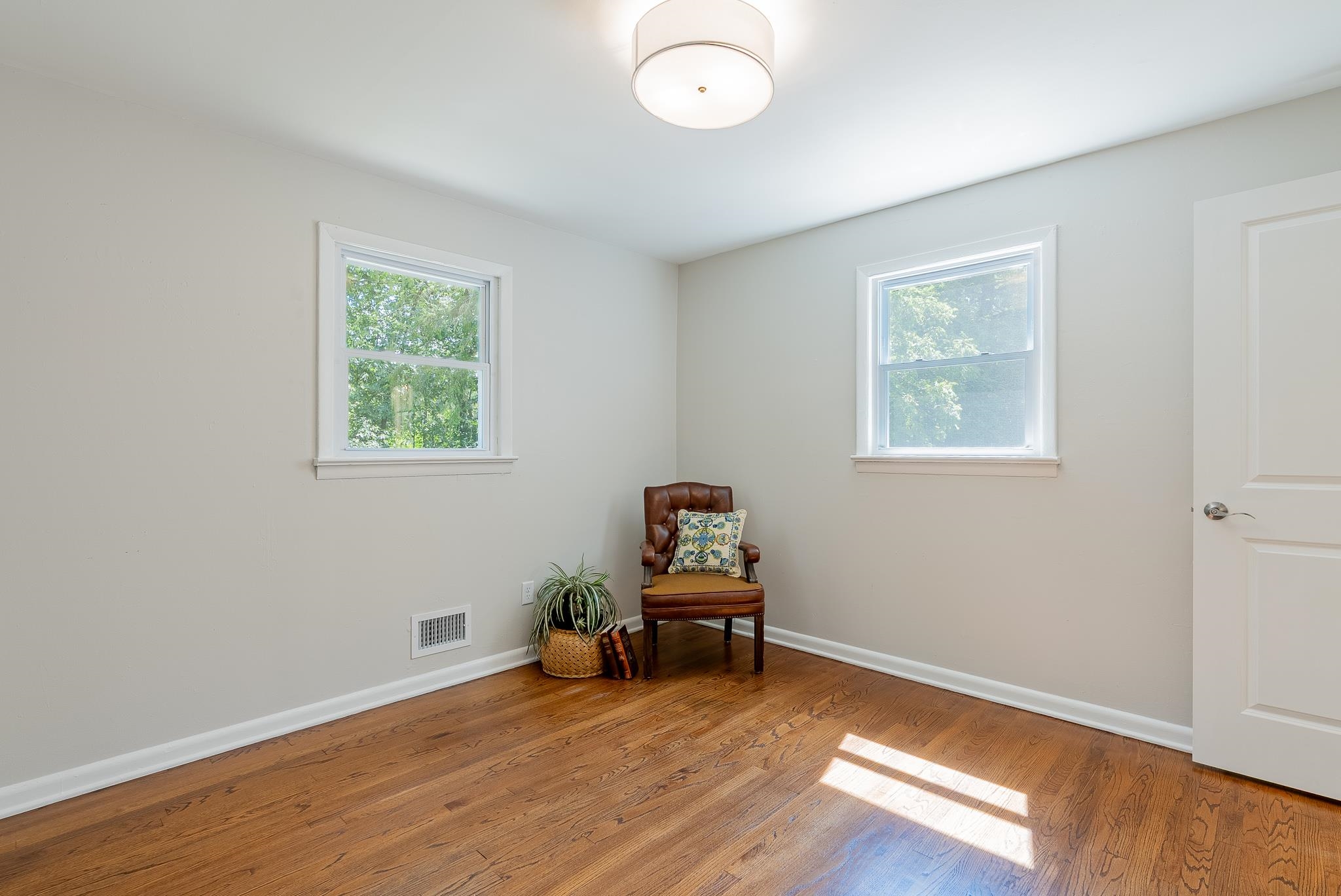 546 LUPTON RD, WOODSTOCK, Virginia 22664, 2 Bedrooms Bedrooms, ,1 BathroomBathrooms,Residential,546 LUPTON RD,681105 MLS # 681105 546 LUPTON RD, WOODSTOCK, Virginia 22664, 2 Bedrooms Bedrooms, ,1 BathroomBathrooms,Residential,546 LUPTON RD,681105 MLS # 681105