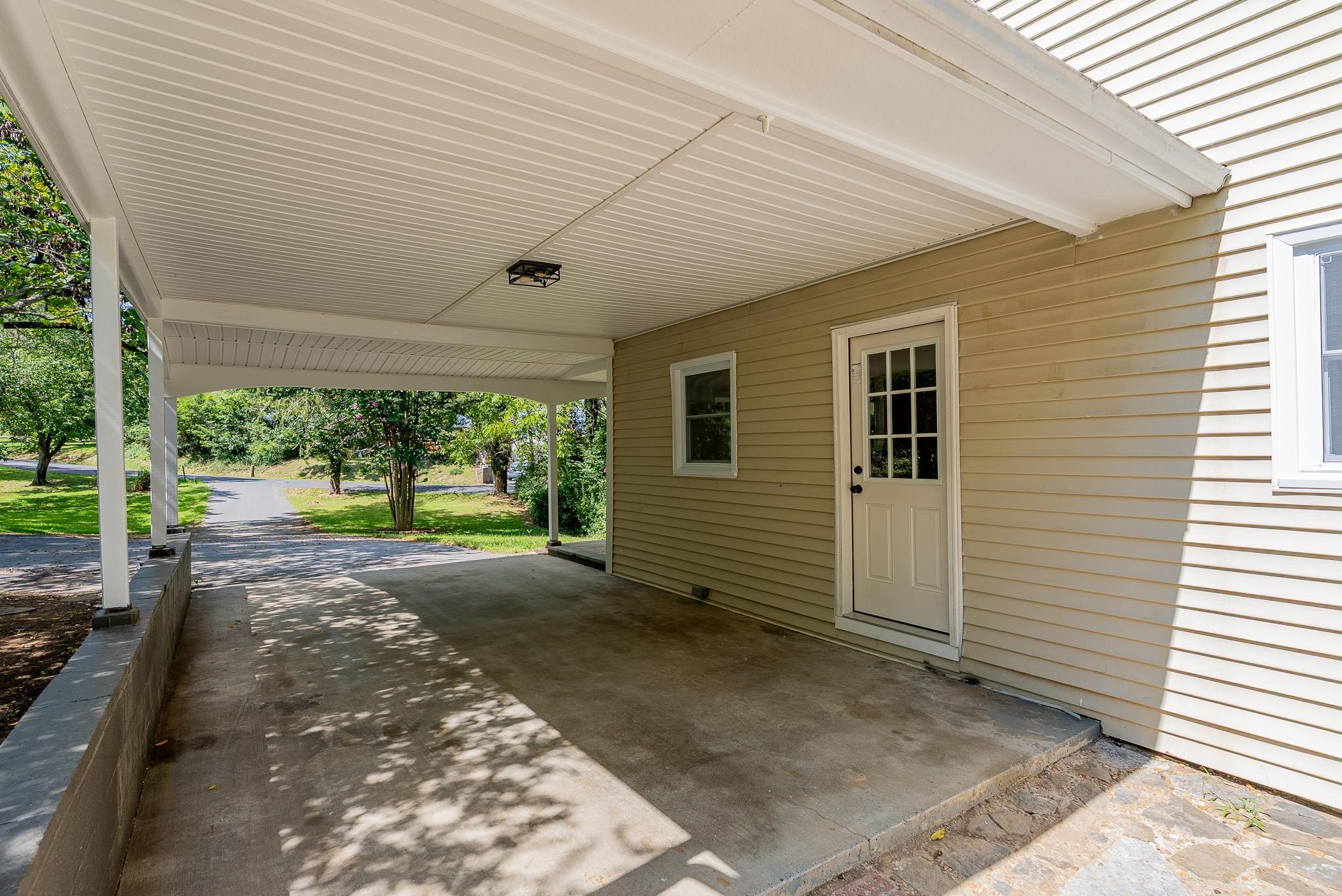 546 LUPTON RD, WOODSTOCK, Virginia 22664, 2 Bedrooms Bedrooms, ,1 BathroomBathrooms,Residential,546 LUPTON RD,681105 MLS # 681105 546 LUPTON RD, WOODSTOCK, Virginia 22664, 2 Bedrooms Bedrooms, ,1 BathroomBathrooms,Residential,546 LUPTON RD,681105 MLS # 681105