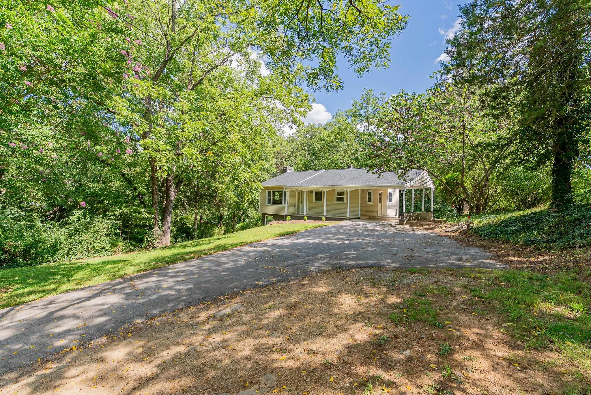 546 LUPTON RD, WOODSTOCK, Virginia 22664, 2 Bedrooms Bedrooms, ,1 BathroomBathrooms,Residential,546 LUPTON RD,681105 MLS # 681105 546 LUPTON RD, WOODSTOCK, Virginia 22664, 2 Bedrooms Bedrooms, ,1 BathroomBathrooms,Residential,546 LUPTON RD,681105 MLS # 681105