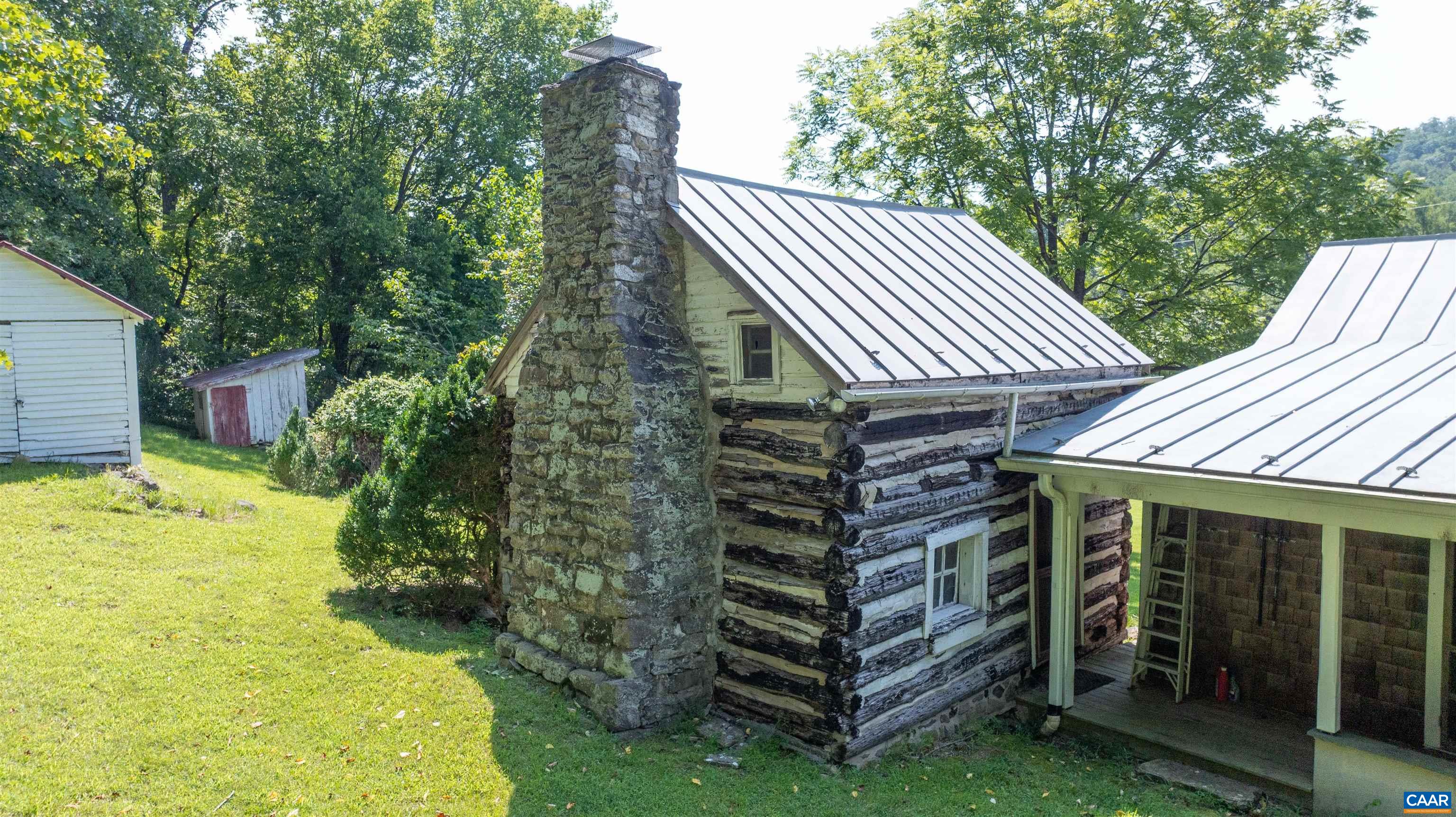 2042 WEAKLEY HOLLOW RD, SYRIA, Virginia 22743, 3 Bedrooms Bedrooms, ,2 BathroomsBathrooms,Residential,Old Rag Homeplace,2042 WEAKLEY HOLLOW RD,681109 MLS # 681109