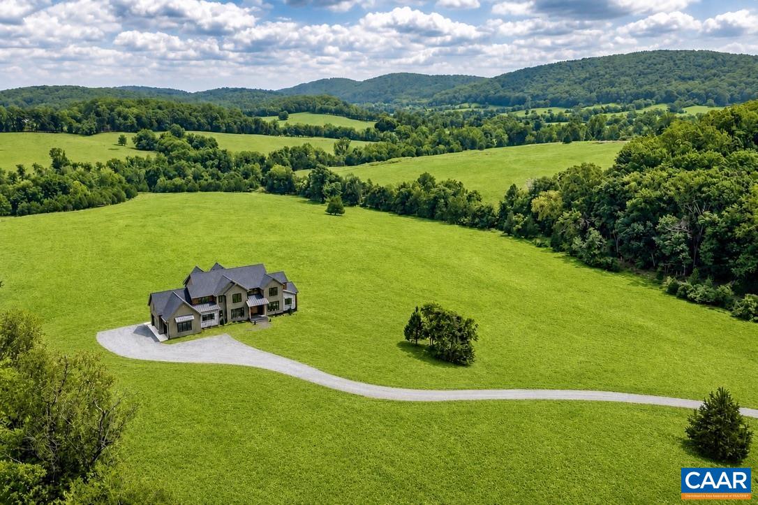 17001 BLUE RIDGE TPK, GORDONSVILLE, Virginia 22942, 4 Bedrooms Bedrooms, ,3 BathroomsBathrooms,Residential,Modena Vale,17001 BLUE RIDGE TPK,681009 MLS # 681009