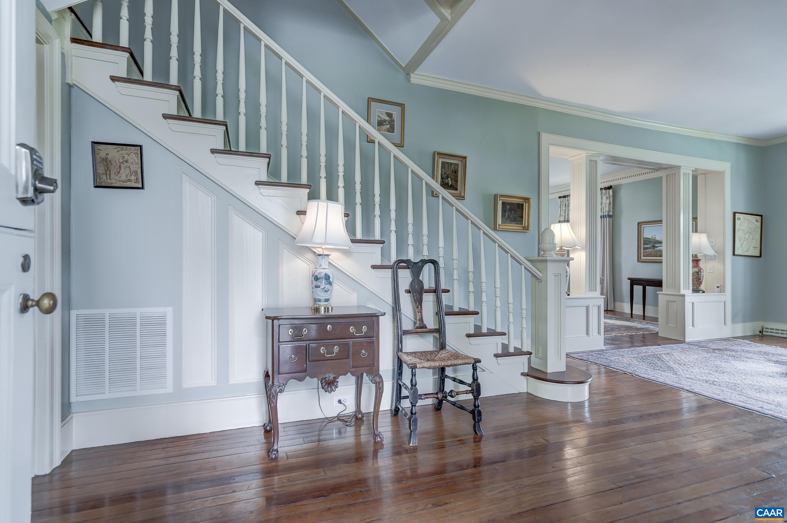 Grand staircase .