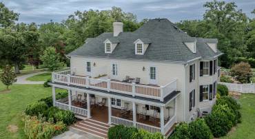 Welcome to Woodville. An exceptional fully renovated 1892 manor home currently operated as an established Bed and Breakfast.