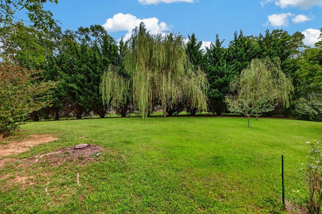 52 CLOVERDALE LN, STUARTS DRAFT, Virginia 24477, 3 Bedrooms Bedrooms, ,2 BathroomsBathrooms,Residential,52 CLOVERDALE LN,681122 MLS # 681122 52 CLOVERDALE LN, STUARTS DRAFT, Virginia 24477, 3 Bedrooms Bedrooms, ,2 BathroomsBathrooms,Residential,52 CLOVERDALE LN,681122 MLS # 681122