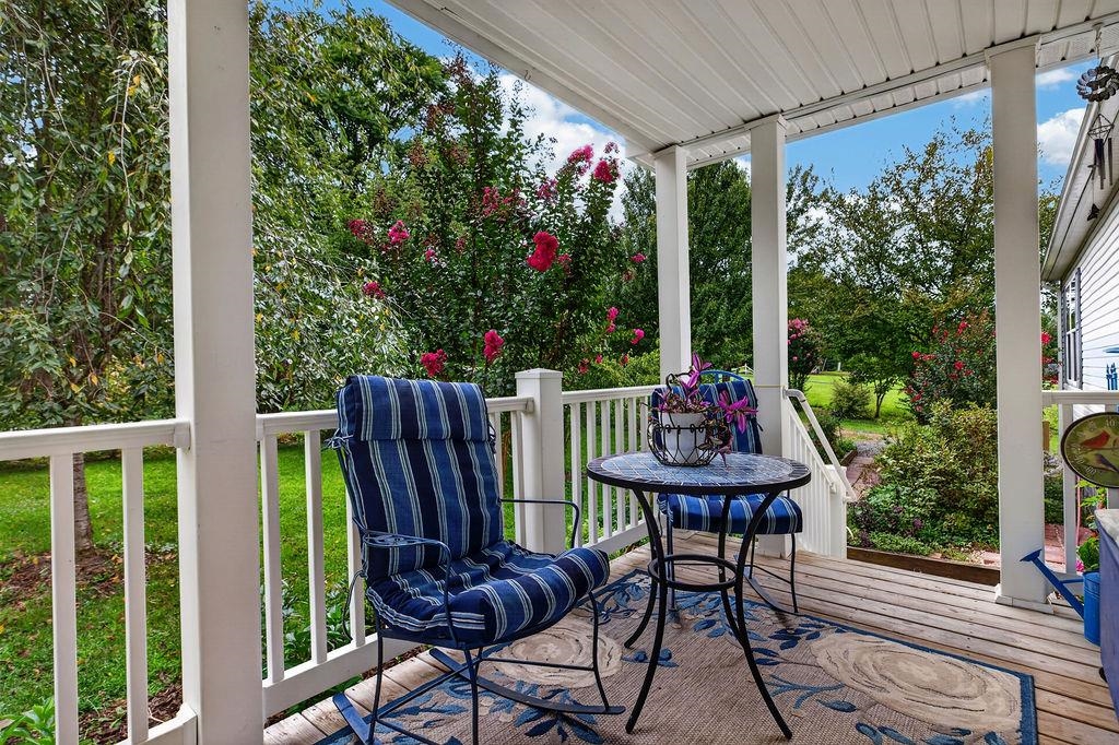 52 CLOVERDALE LN, STUARTS DRAFT, Virginia 24477, 3 Bedrooms Bedrooms, ,2 BathroomsBathrooms,Residential,52 CLOVERDALE LN,681122 MLS # 681122 52 CLOVERDALE LN, STUARTS DRAFT, Virginia 24477, 3 Bedrooms Bedrooms, ,2 BathroomsBathrooms,Residential,52 CLOVERDALE LN,681122 MLS # 681122