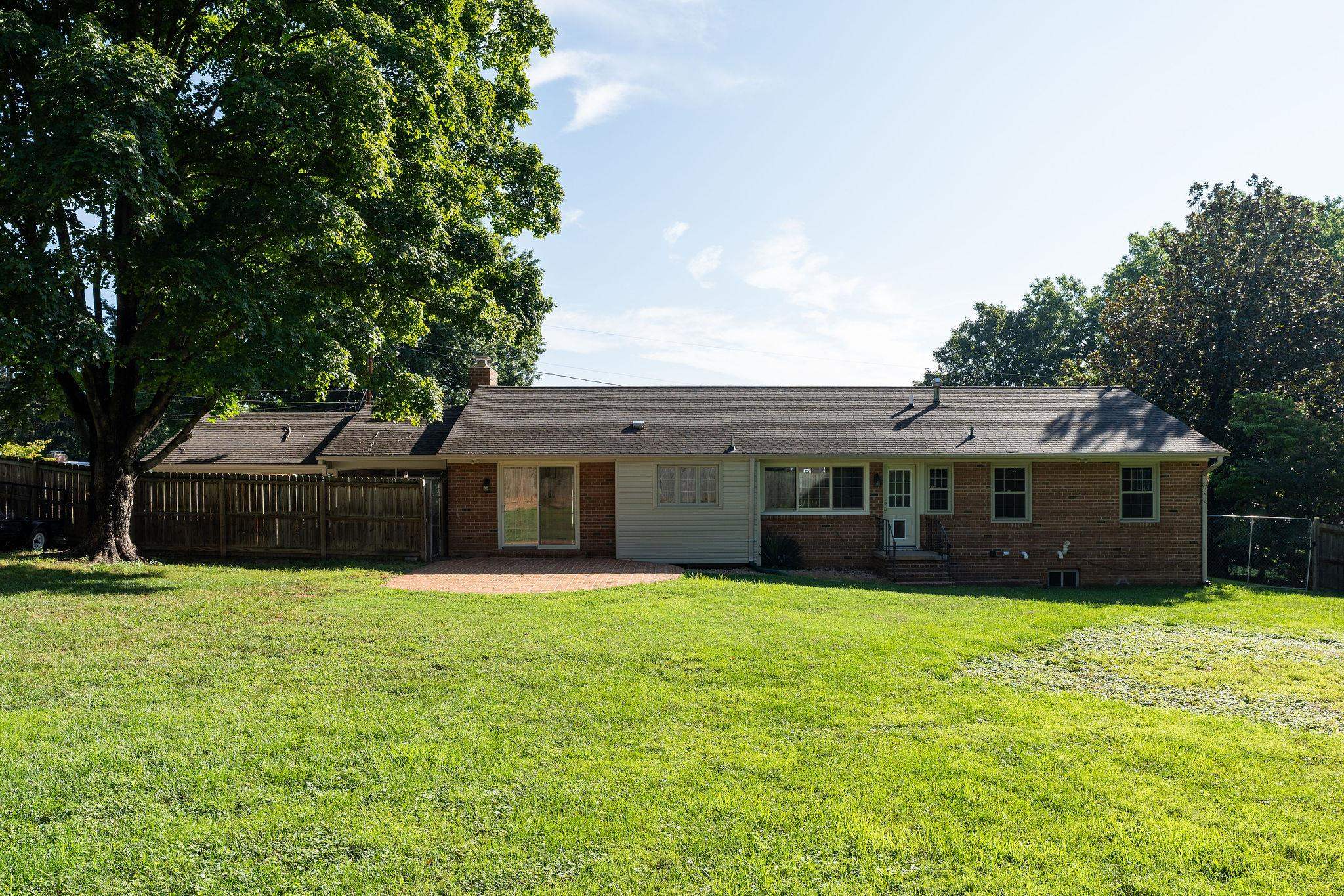 308 RAINBOW DR, STAUNTON, Virginia 24401, 3 Bedrooms Bedrooms, ,3 BathroomsBathrooms,Residential,308 RAINBOW DR,681124 MLS # 681124 308 RAINBOW DR, STAUNTON, Virginia 24401, 3 Bedrooms Bedrooms, ,3 BathroomsBathrooms,Residential,308 RAINBOW DR,681124 MLS # 681124