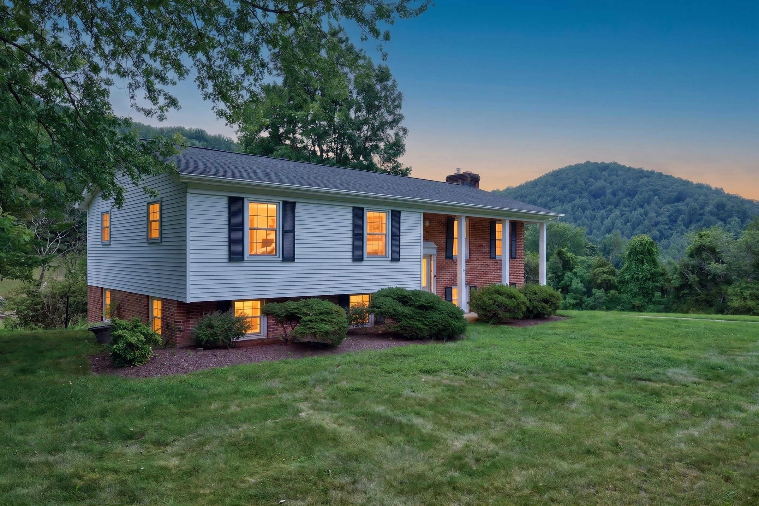 20448 MT PLEASANT RD, ELKTON, Virginia 22827, 5 Bedrooms Bedrooms, ,3 BathroomsBathrooms,Residential,20448 MT PLEASANT RD,681125 MLS # 681125 20448 MT PLEASANT RD, ELKTON, Virginia 22827, 5 Bedrooms Bedrooms, ,3 BathroomsBathrooms,Residential,20448 MT PLEASANT RD,681125 MLS # 681125