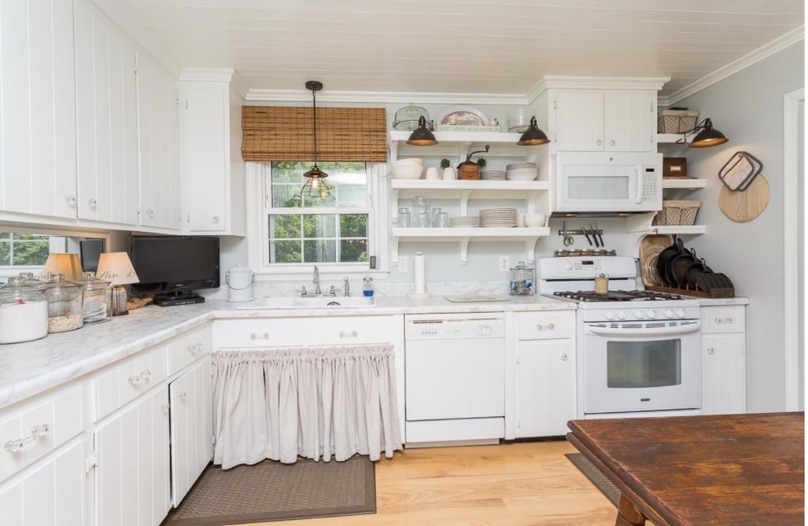 20448 MT PLEASANT RD, ELKTON, Virginia 22827, 5 Bedrooms Bedrooms, ,3 BathroomsBathrooms,Residential,20448 MT PLEASANT RD,681125 MLS # 681125 20448 MT PLEASANT RD, ELKTON, Virginia 22827, 5 Bedrooms Bedrooms, ,3 BathroomsBathrooms,Residential,20448 MT PLEASANT RD,681125 MLS # 681125