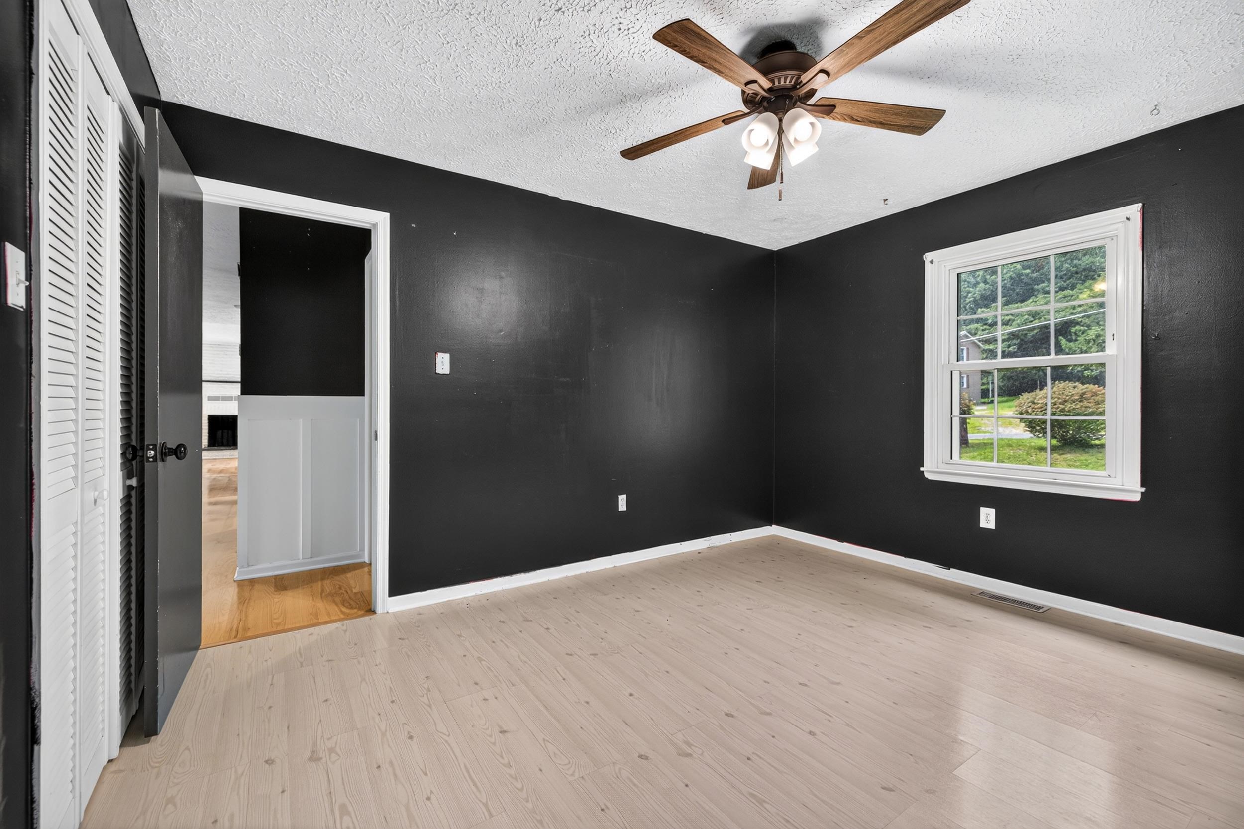 20448 MT PLEASANT RD, ELKTON, Virginia 22827, 5 Bedrooms Bedrooms, ,3 BathroomsBathrooms,Residential,20448 MT PLEASANT RD,681125 MLS # 681125 20448 MT PLEASANT RD, ELKTON, Virginia 22827, 5 Bedrooms Bedrooms, ,3 BathroomsBathrooms,Residential,20448 MT PLEASANT RD,681125 MLS # 681125