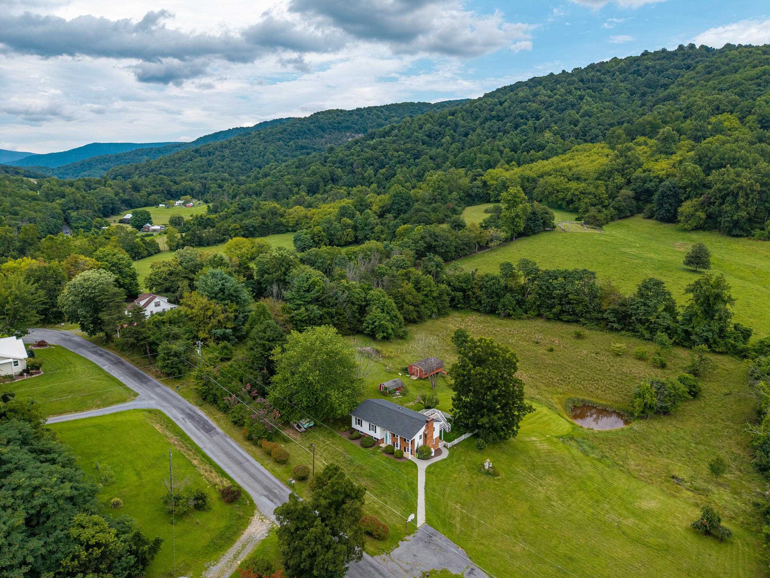 20448 MT PLEASANT RD, ELKTON, Virginia 22827, 5 Bedrooms Bedrooms, ,3 BathroomsBathrooms,Residential,20448 MT PLEASANT RD,681125 MLS # 681125 20448 MT PLEASANT RD, ELKTON, Virginia 22827, 5 Bedrooms Bedrooms, ,3 BathroomsBathrooms,Residential,20448 MT PLEASANT RD,681125 MLS # 681125