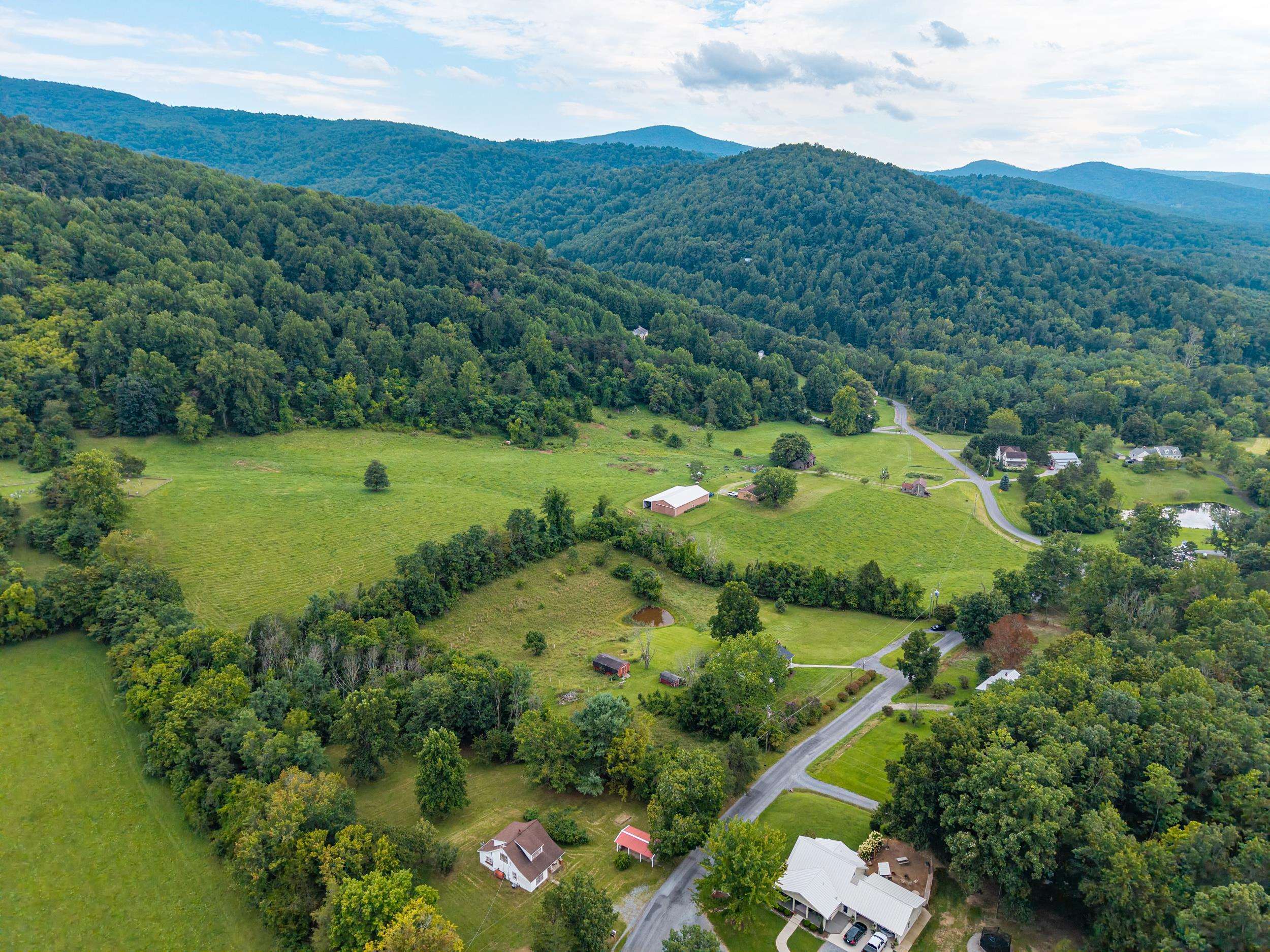 20448 MT PLEASANT RD, ELKTON, Virginia 22827, 5 Bedrooms Bedrooms, ,3 BathroomsBathrooms,Residential,20448 MT PLEASANT RD,681125 MLS # 681125 20448 MT PLEASANT RD, ELKTON, Virginia 22827, 5 Bedrooms Bedrooms, ,3 BathroomsBathrooms,Residential,20448 MT PLEASANT RD,681125 MLS # 681125