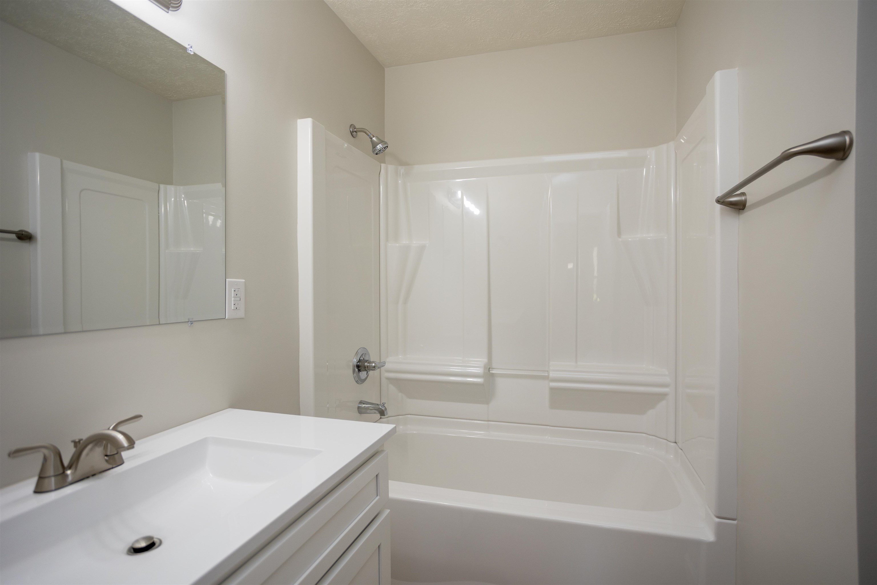 176 FOURTH ST, BROADWAY, Virginia 22815, 4 Bedrooms Bedrooms, ,1 BathroomBathrooms,Residential,176 FOURTH ST,681127 MLS # 681127