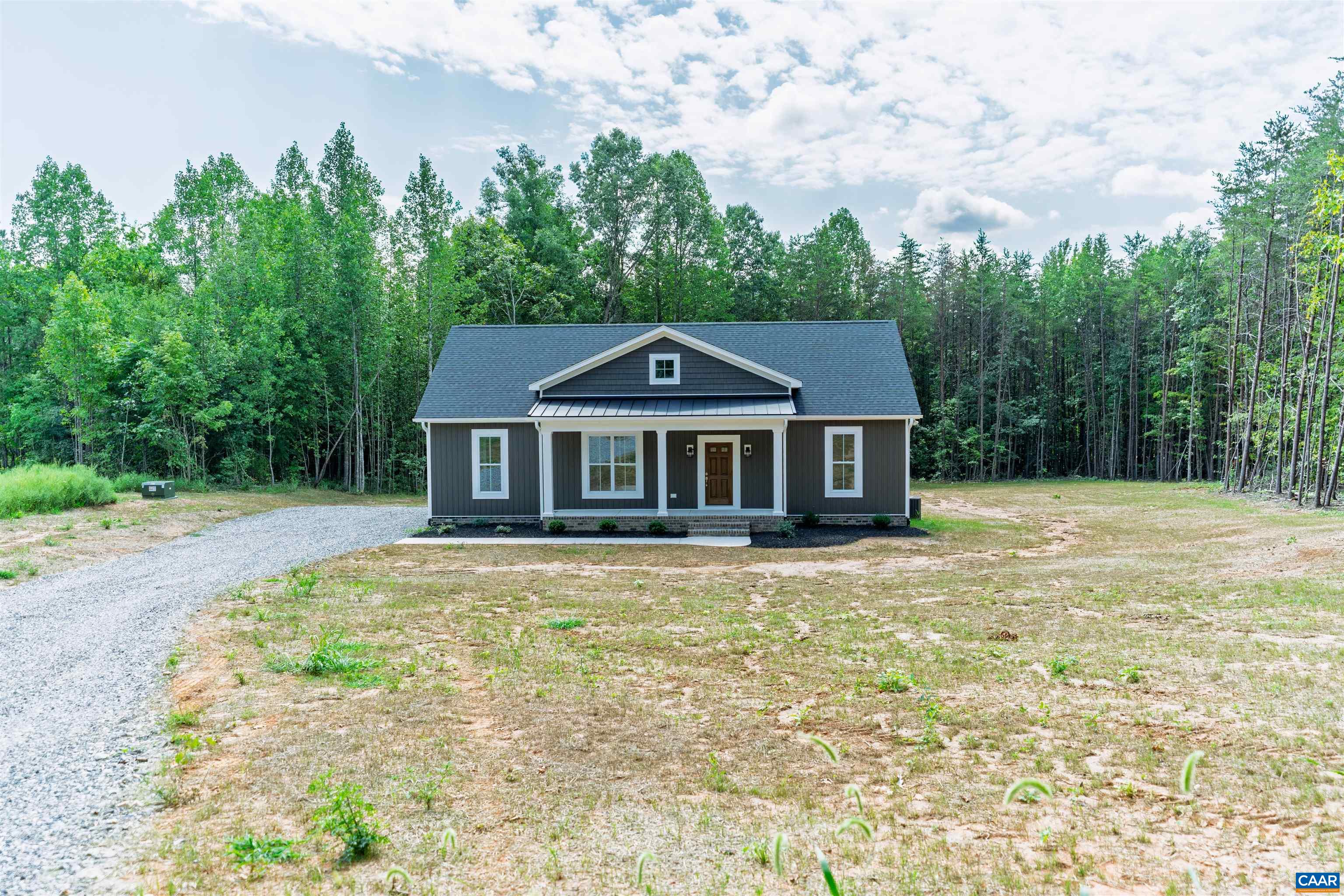 5672 DARLINGTON HEIGHTS RD, FARMVILLE, Virginia 23901, 3 Bedrooms Bedrooms, ,2 BathroomsBathrooms,Residential,5672 DARLINGTON HEIGHTS RD,681129 MLS # 681129 5672 DARLINGTON HEIGHTS RD, FARMVILLE, Virginia 23901, 3 Bedrooms Bedrooms, ,2 BathroomsBathrooms,Residential,5672 DARLINGTON HEIGHTS RD,681129 MLS # 681129