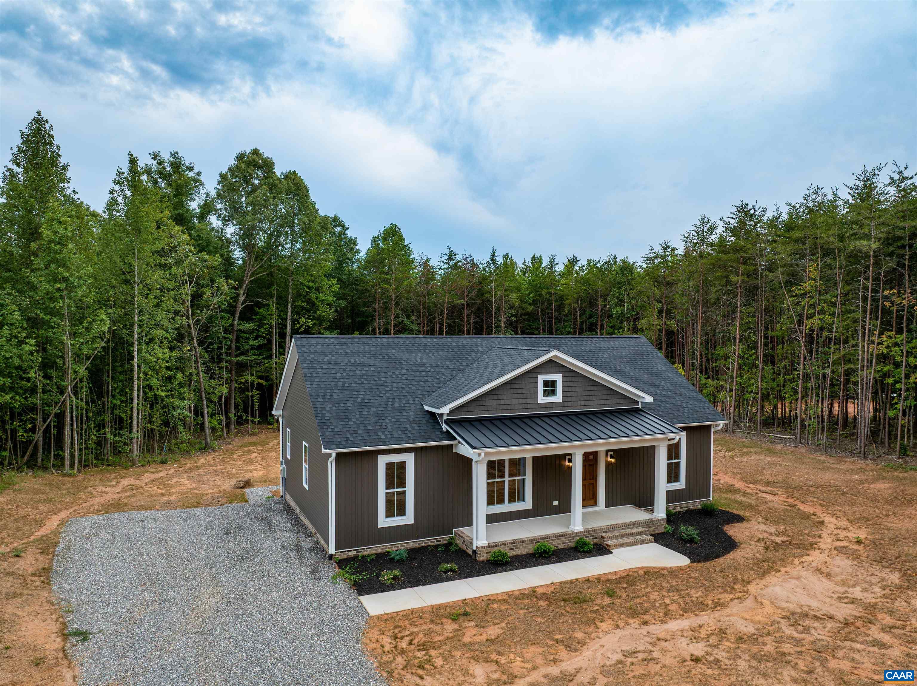 5672 DARLINGTON HEIGHTS RD, FARMVILLE, Virginia 23901, 3 Bedrooms Bedrooms, ,2 BathroomsBathrooms,Residential,5672 DARLINGTON HEIGHTS RD,681129 MLS # 681129 5672 DARLINGTON HEIGHTS RD, FARMVILLE, Virginia 23901, 3 Bedrooms Bedrooms, ,2 BathroomsBathrooms,Residential,5672 DARLINGTON HEIGHTS RD,681129 MLS # 681129