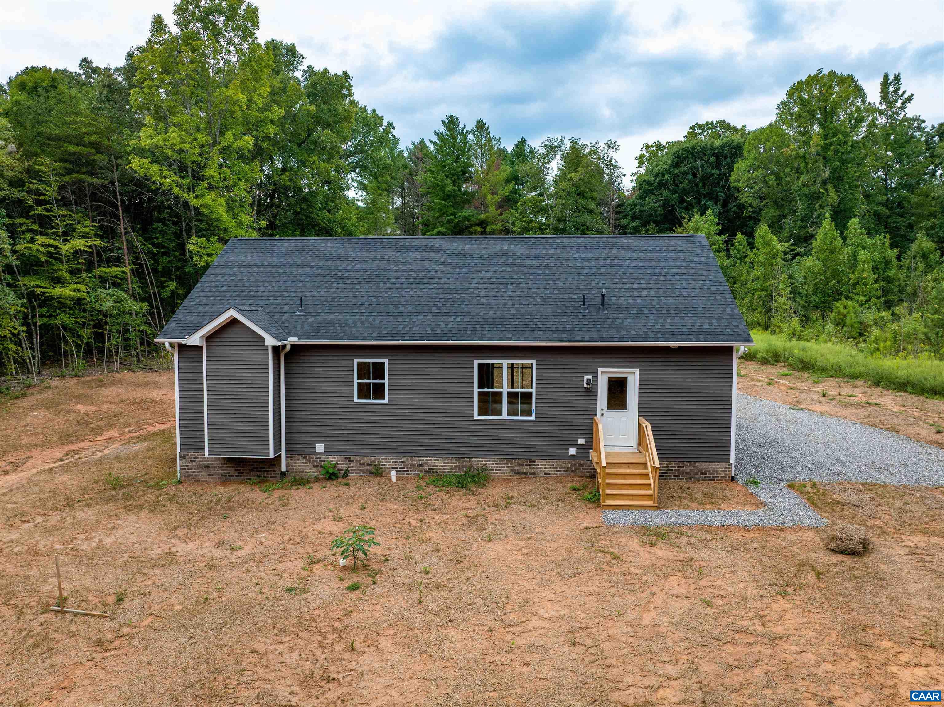 5672 DARLINGTON HEIGHTS RD, FARMVILLE, Virginia 23901, 3 Bedrooms Bedrooms, ,2 BathroomsBathrooms,Residential,5672 DARLINGTON HEIGHTS RD,681129 MLS # 681129 5672 DARLINGTON HEIGHTS RD, FARMVILLE, Virginia 23901, 3 Bedrooms Bedrooms, ,2 BathroomsBathrooms,Residential,5672 DARLINGTON HEIGHTS RD,681129 MLS # 681129