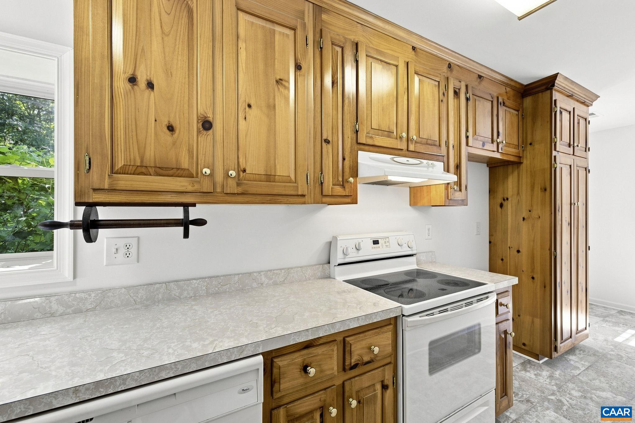 13624 SHANNON HILL RD, LOUISA, Virginia 23093, 4 Bedrooms Bedrooms, ,2 BathroomsBathrooms,Residential,13624 SHANNON HILL RD,681130 MLS # 681130