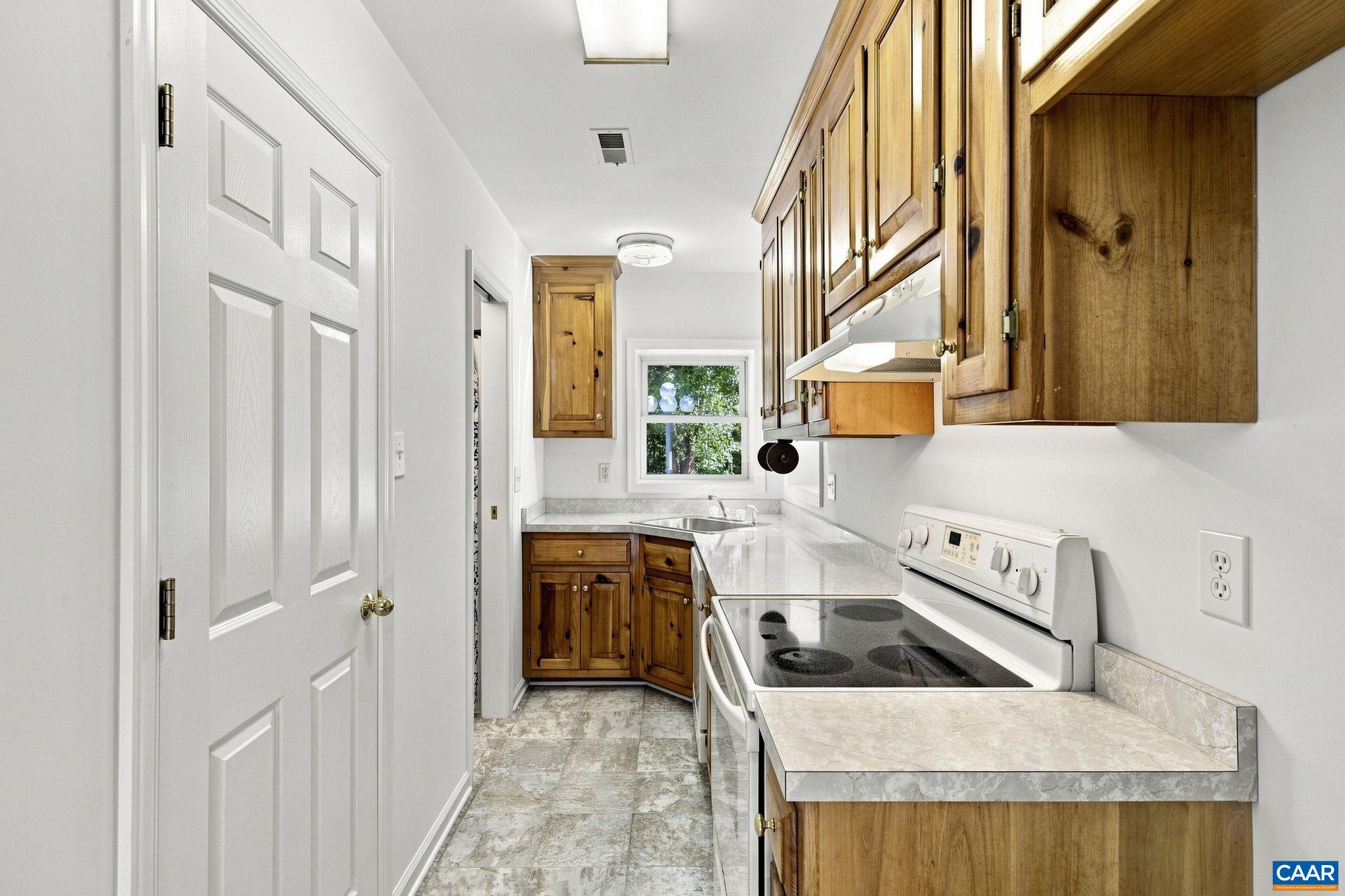 13624 SHANNON HILL RD, LOUISA, Virginia 23093, 4 Bedrooms Bedrooms, ,2 BathroomsBathrooms,Residential,13624 SHANNON HILL RD,681130 MLS # 681130