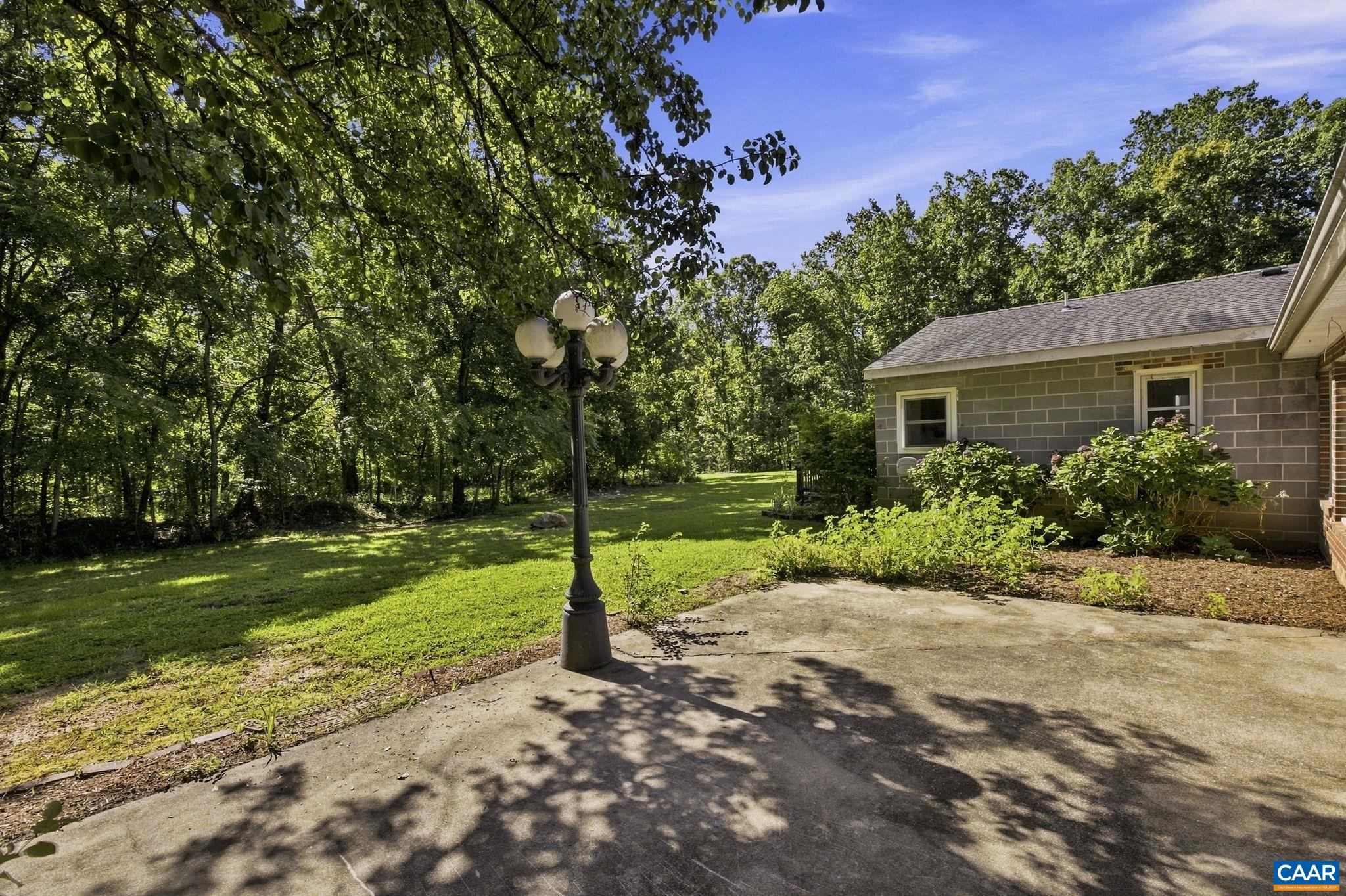13624 SHANNON HILL RD, LOUISA, Virginia 23093, 4 Bedrooms Bedrooms, ,2 BathroomsBathrooms,Residential,13624 SHANNON HILL RD,681130 MLS # 681130