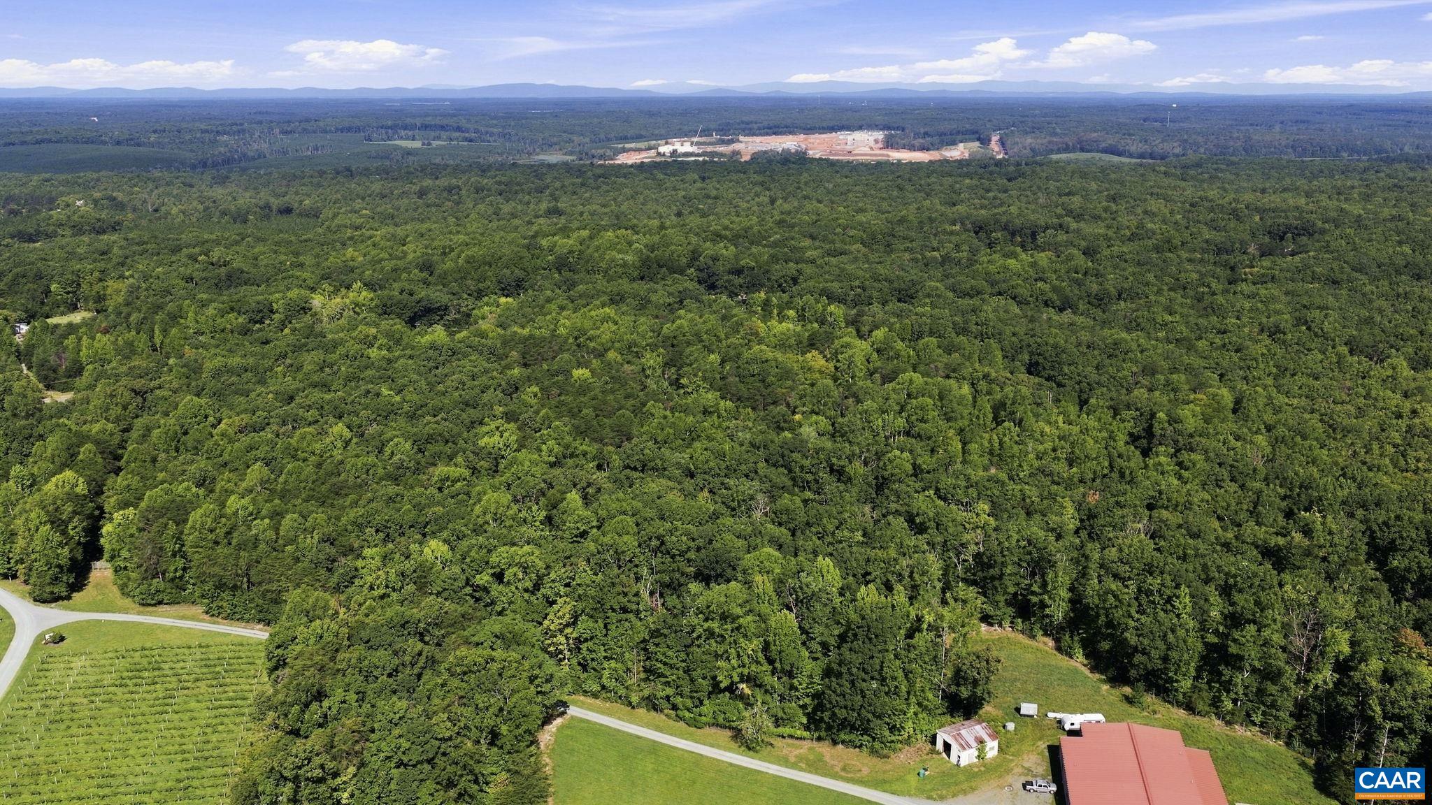 13624 SHANNON HILL RD, LOUISA, Virginia 23093, 4 Bedrooms Bedrooms, ,2 BathroomsBathrooms,Residential,13624 SHANNON HILL RD,681130 MLS # 681130
