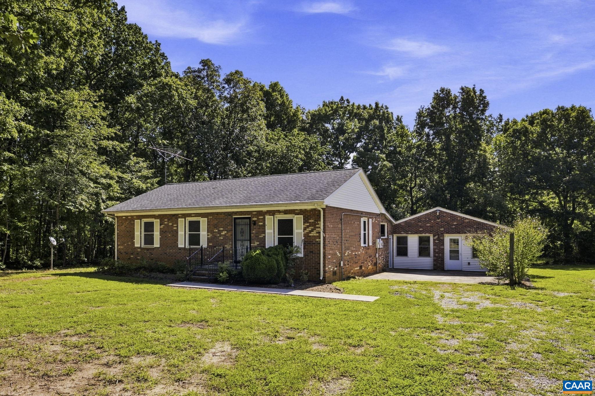 13624 SHANNON HILL RD, LOUISA, Virginia 23093, 4 Bedrooms Bedrooms, ,2 BathroomsBathrooms,Residential,13624 SHANNON HILL RD,681130 MLS # 681130