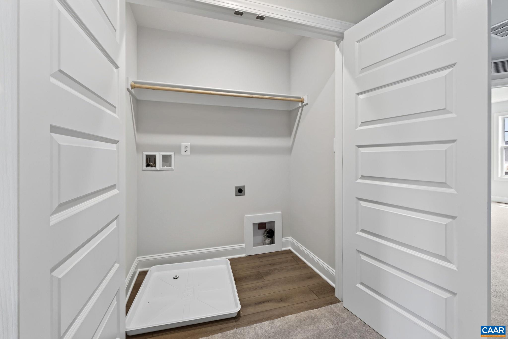 790 PARK RIDGE DR, CROZET, Virginia 22932, 3 Bedrooms Bedrooms, ,2 BathroomsBathrooms,Residential,The Poplar II - Interior Unit - Elevation E,790 PARK RIDGE DR,681131 MLS # 681131