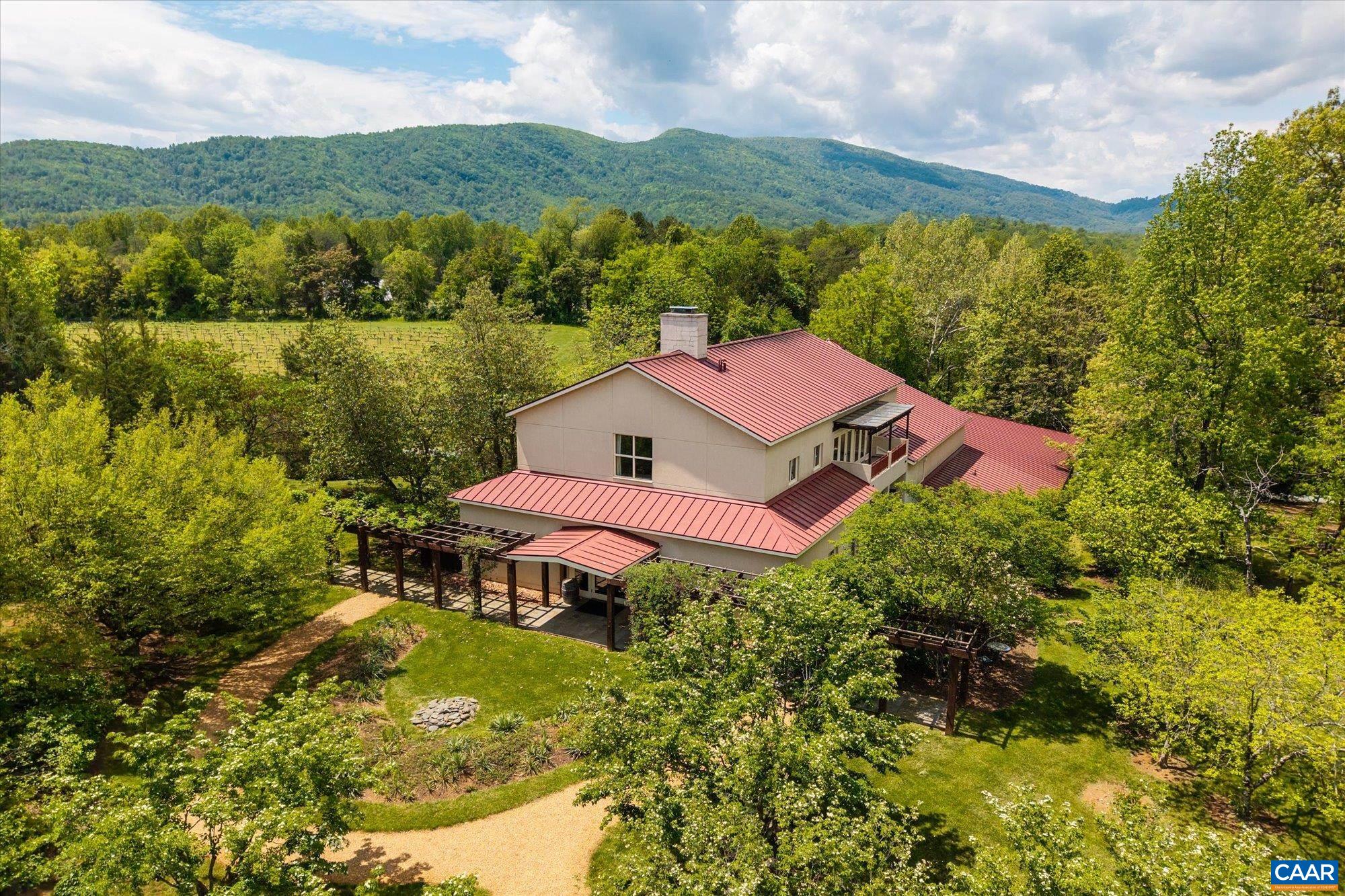 5282 SUGAR RIDGE RD, CROZET, Virginia 22932, 5 Bedrooms Bedrooms, ,4 BathroomsBathrooms,Residential,WHITE HALL ESTATE,5282 SUGAR RIDGE RD,681132 MLS # 681132 5282 SUGAR RIDGE RD, CROZET, Virginia 22932, 5 Bedrooms Bedrooms, ,4 BathroomsBathrooms,Residential,WHITE HALL ESTATE,5282 SUGAR RIDGE RD,681132 MLS # 681132