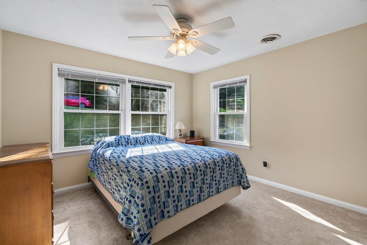 1222 WOODCREST CIR, HARRISONBURG, Virginia 22801, 3 Bedrooms Bedrooms, ,2 BathroomsBathrooms,Residential,1222 WOODCREST CIR,681133 MLS # 681133